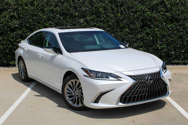 2024 Lexus ES 300h