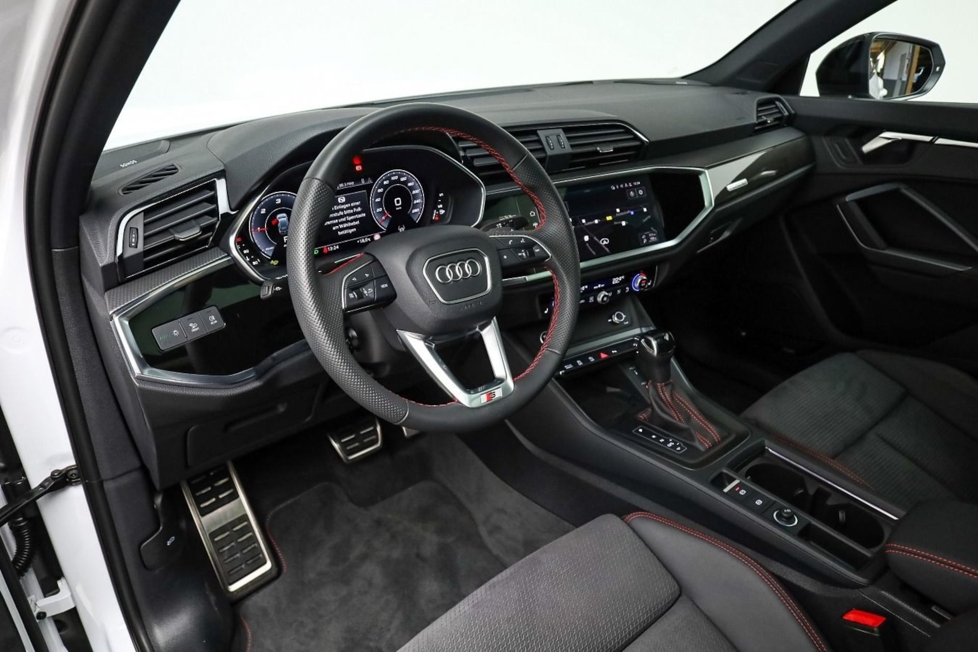 Audi Q3 SUV S line