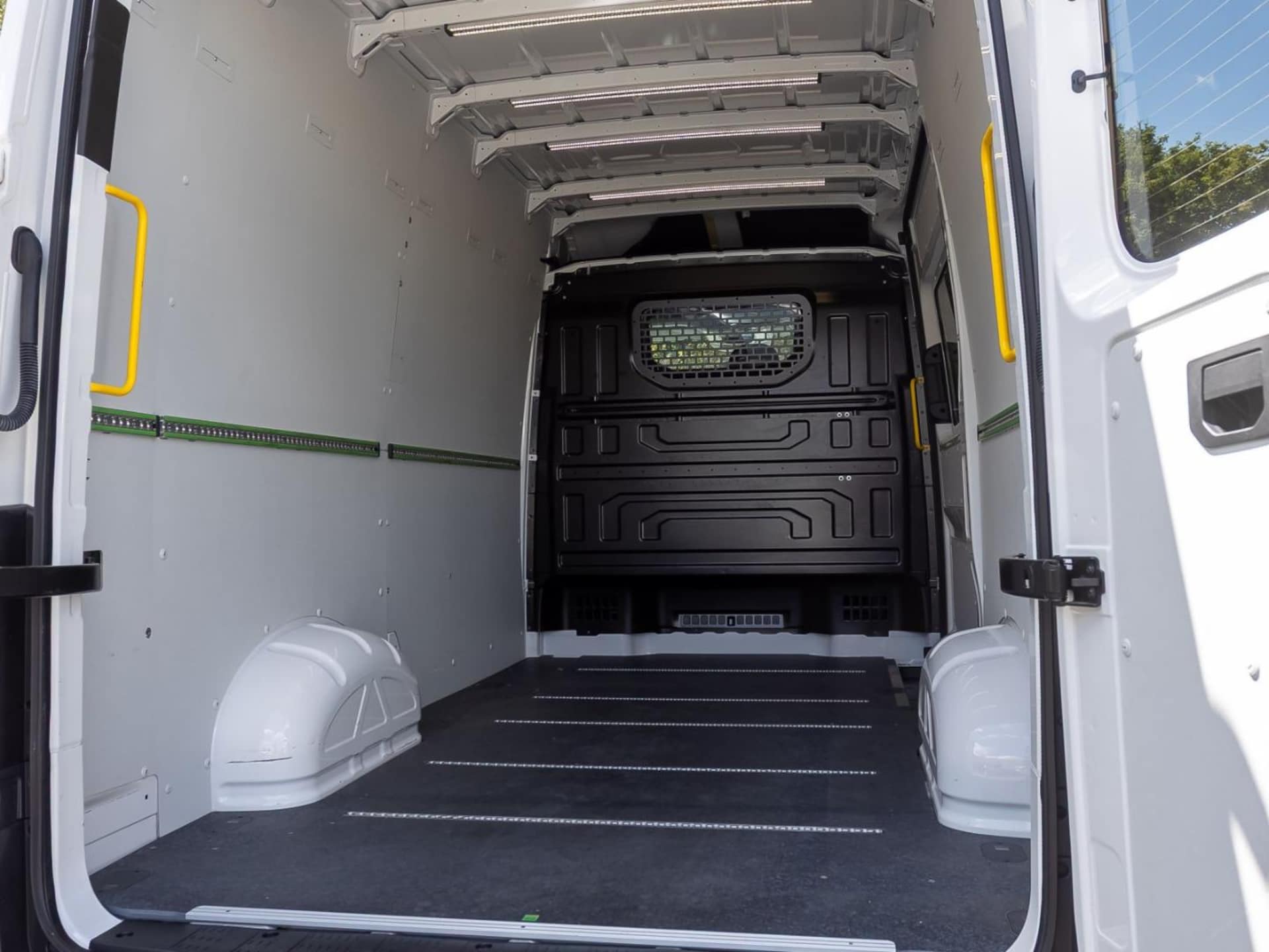 Volkswagen Crafter Kasten mittlerer Radstand