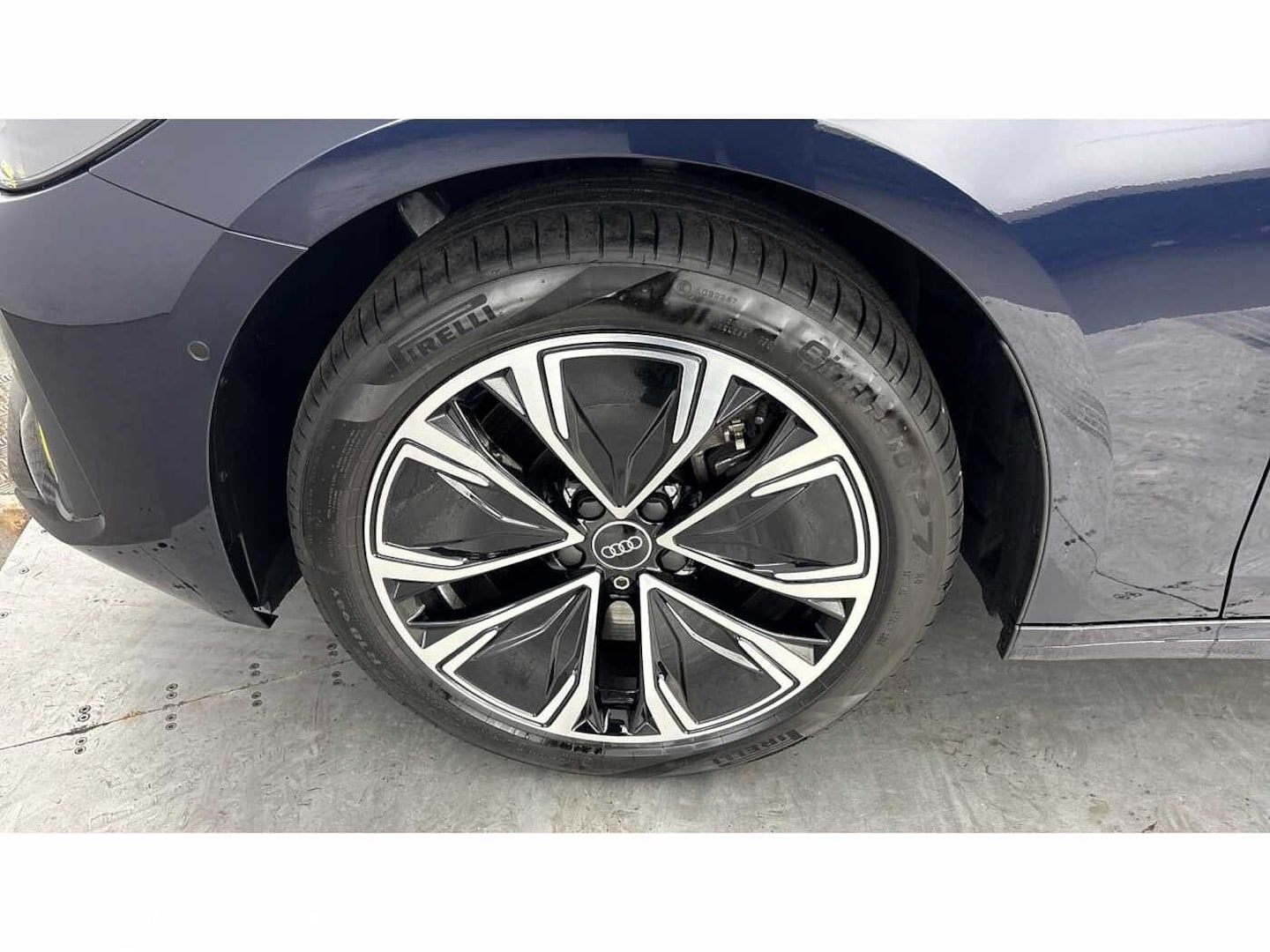 Image of Audi A5 Avant TFSI e Technik quattro 299 PS S tronic - View: for more details contact your dealer