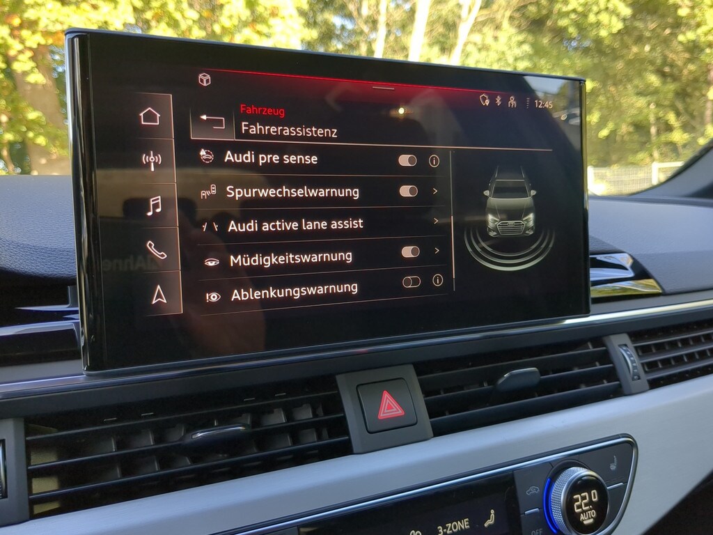 Image about Audi A4 Avant S line 40 TFSI quattro S tronic