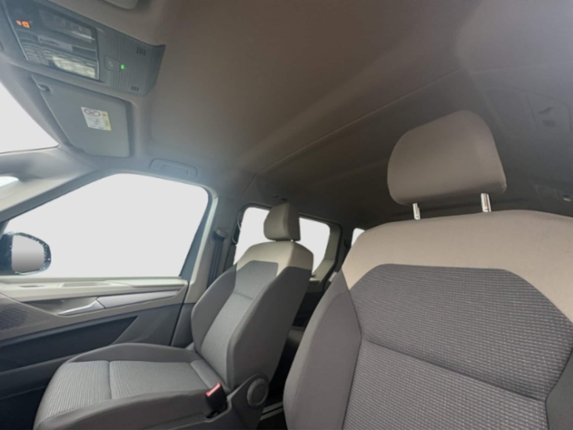 Volkswagen Multivan Basis-Modell