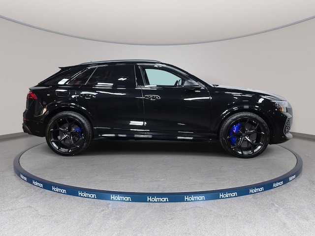 2026 Audi RS Q8 SUV performance
