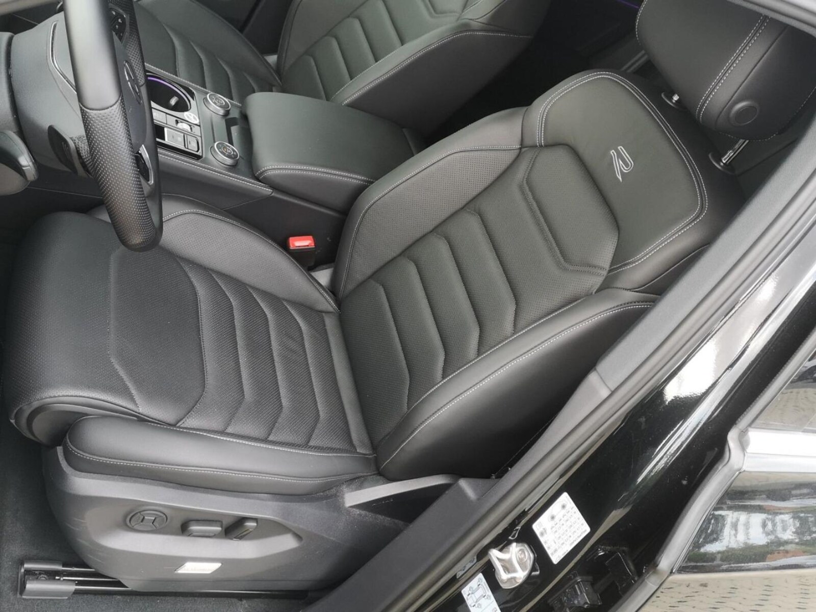 Volkswagen Touareg – Bild 17