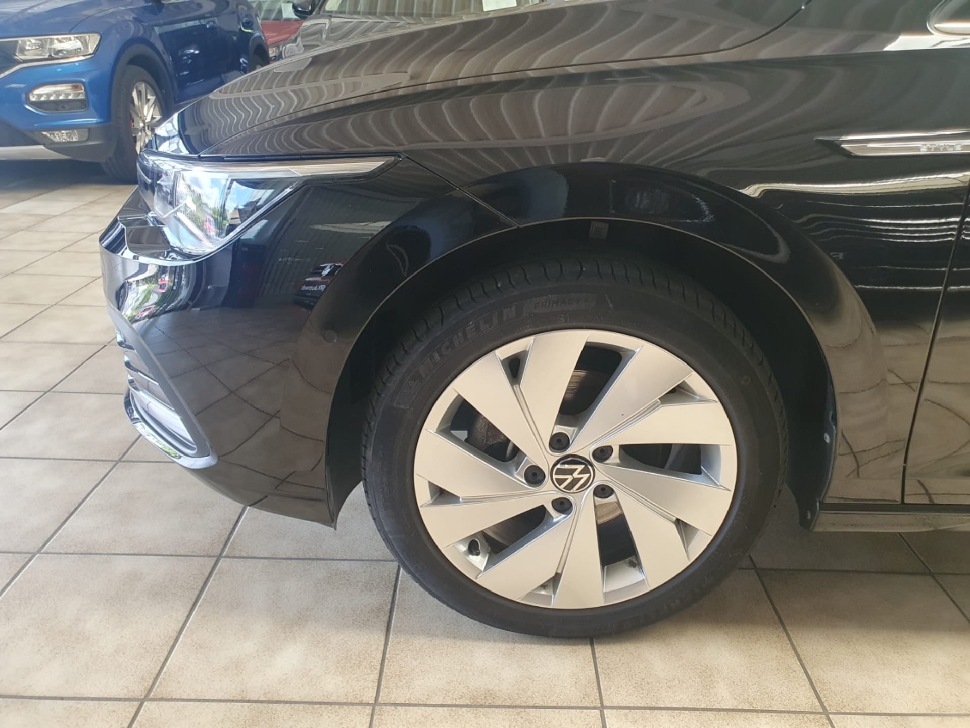 Volkswagen Golf Style