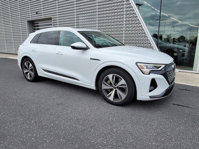 2024 Audi Q8 e-tron