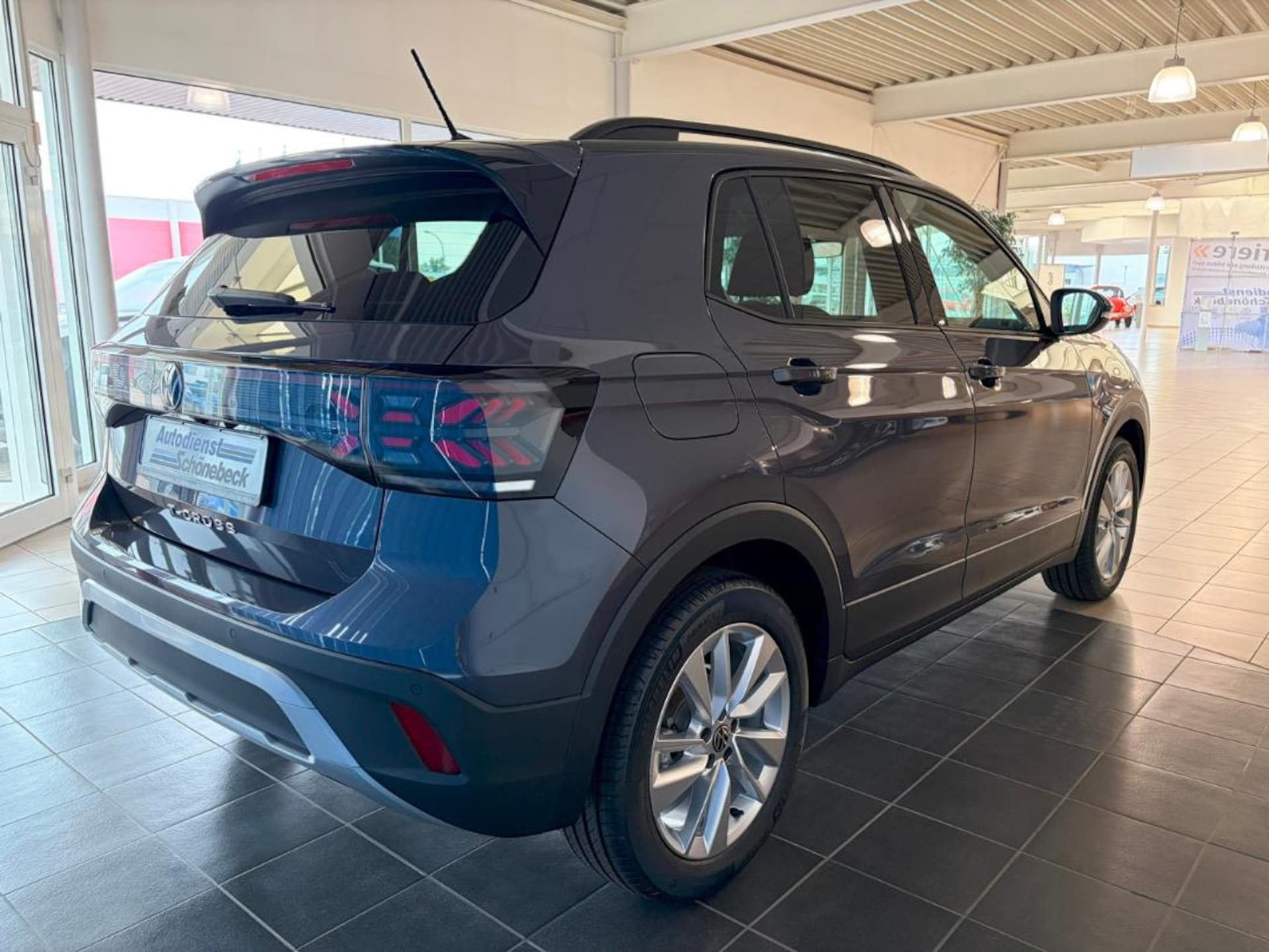 Volkswagen T-Cross Life