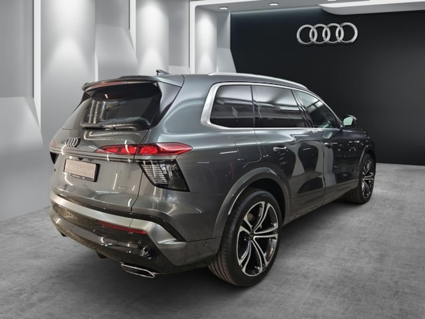 Bild über Audi Q7 SUV TDI quattro 220 kW tiptronic - für weitere Informationen kontaktieren Sie den Audi Partner