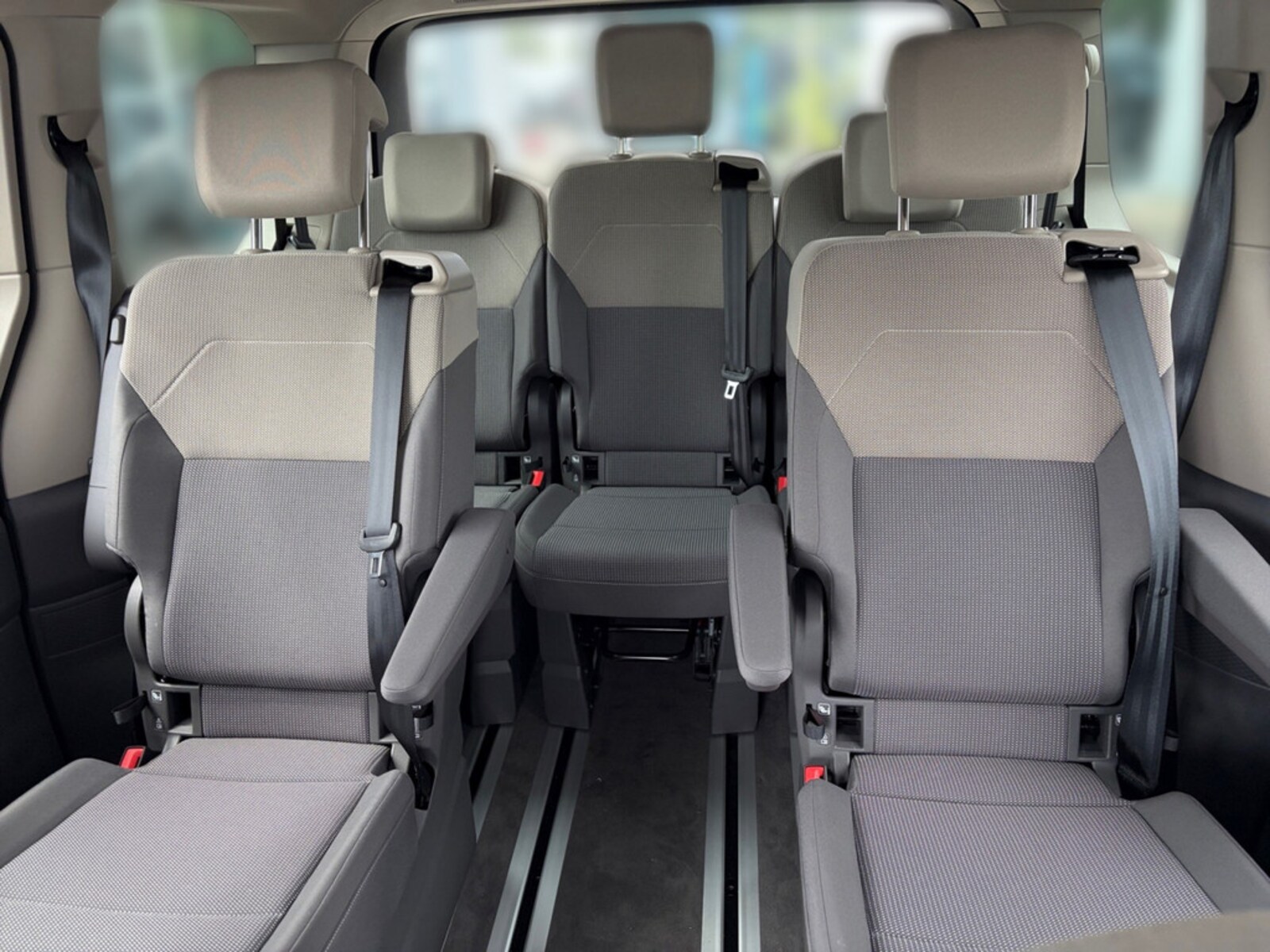 Volkswagen Multivan – Bild 15