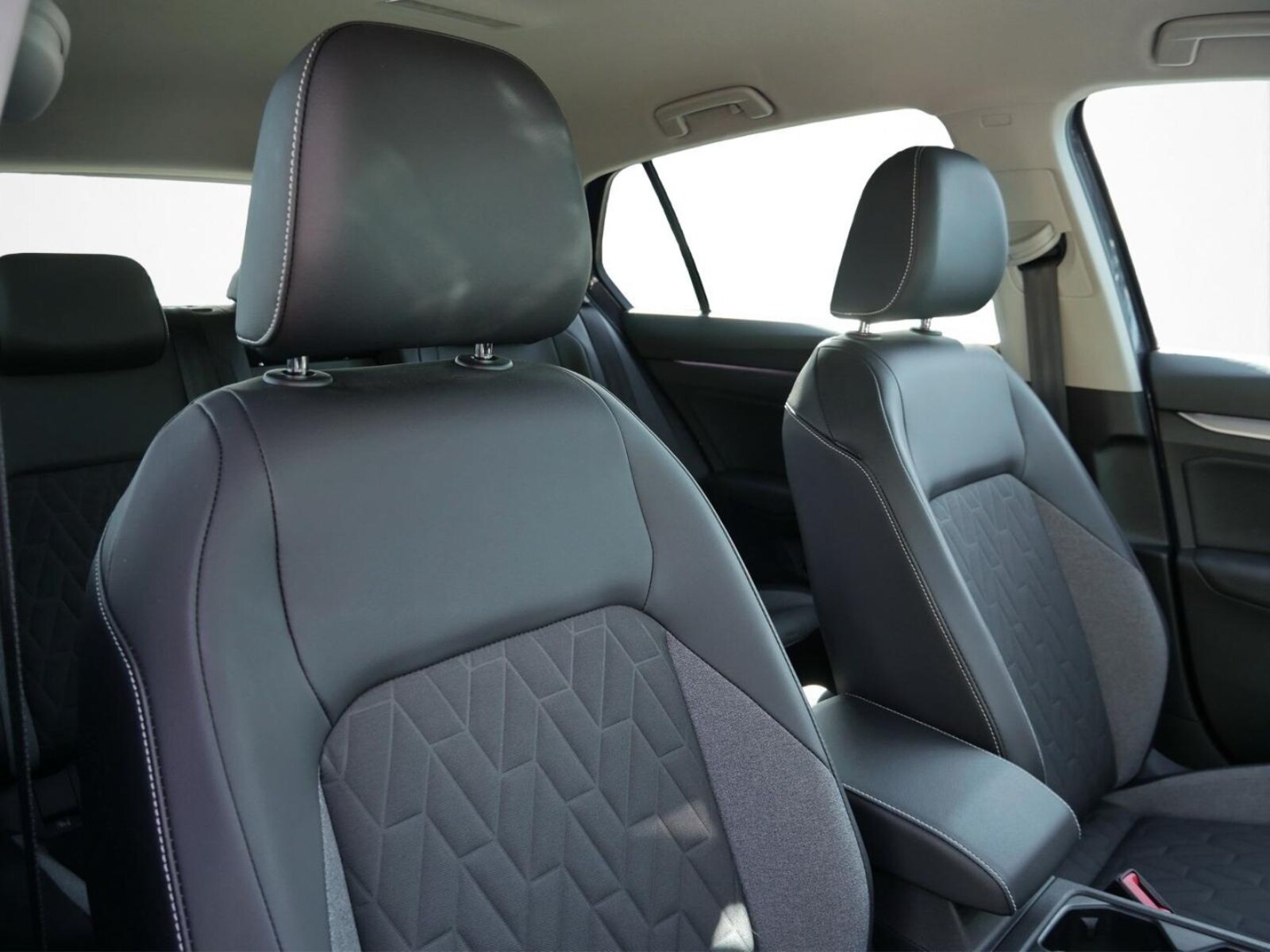 Volkswagen Golf – Bild 10