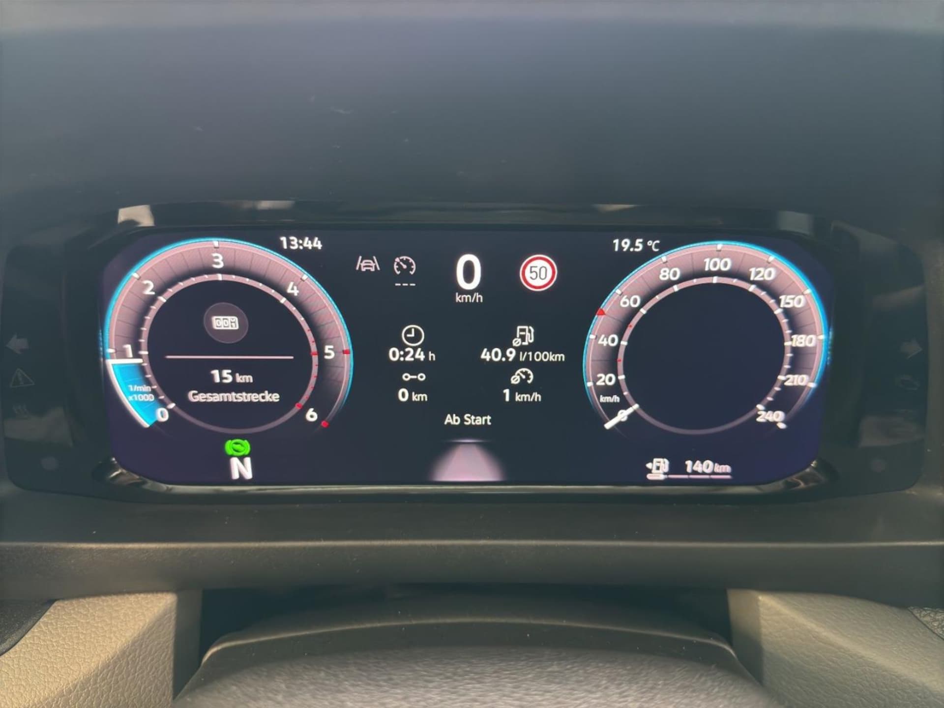 Volkswagen Crafter Kasten langer Radstand