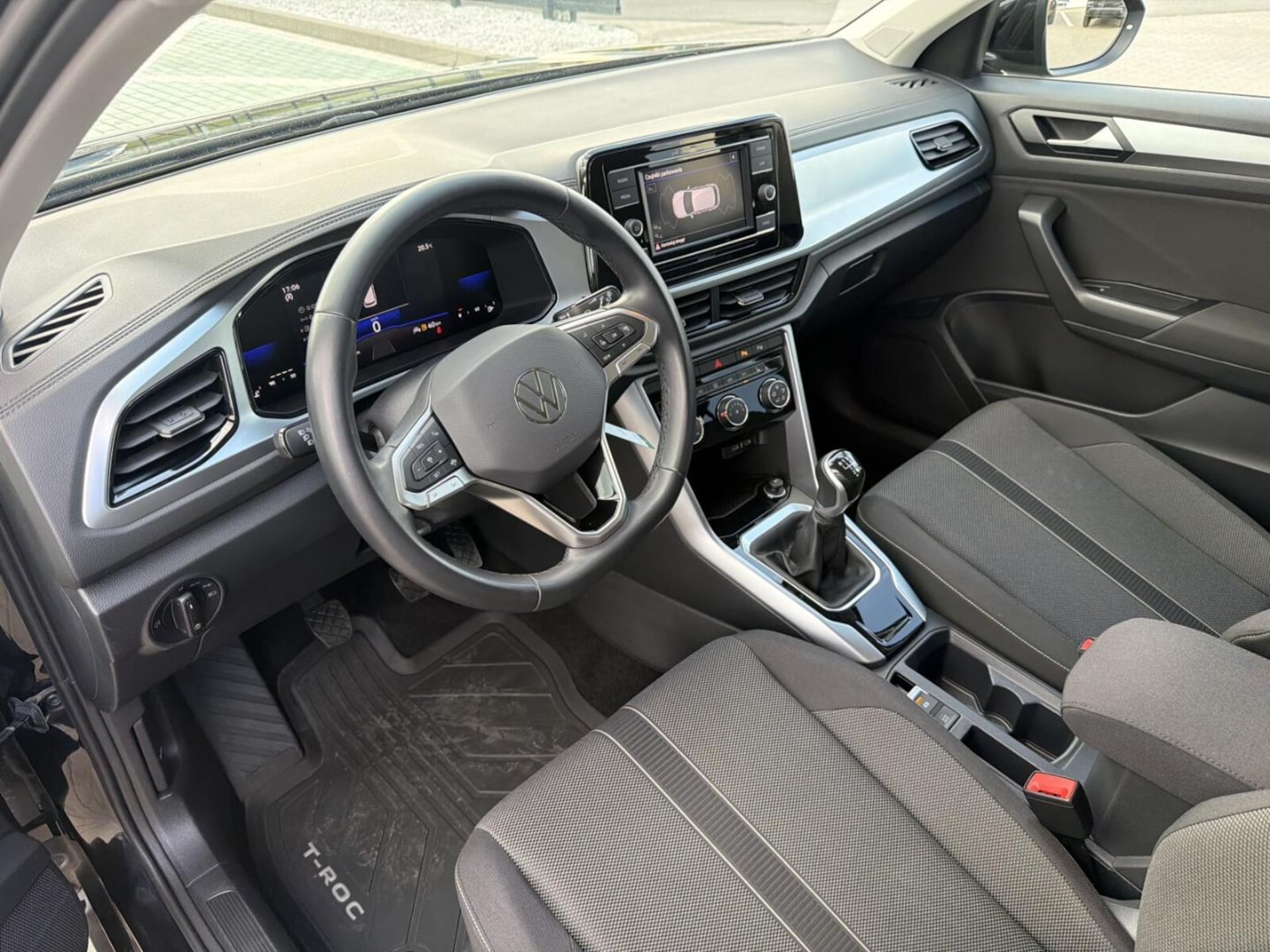 Volkswagen T-Roc Life