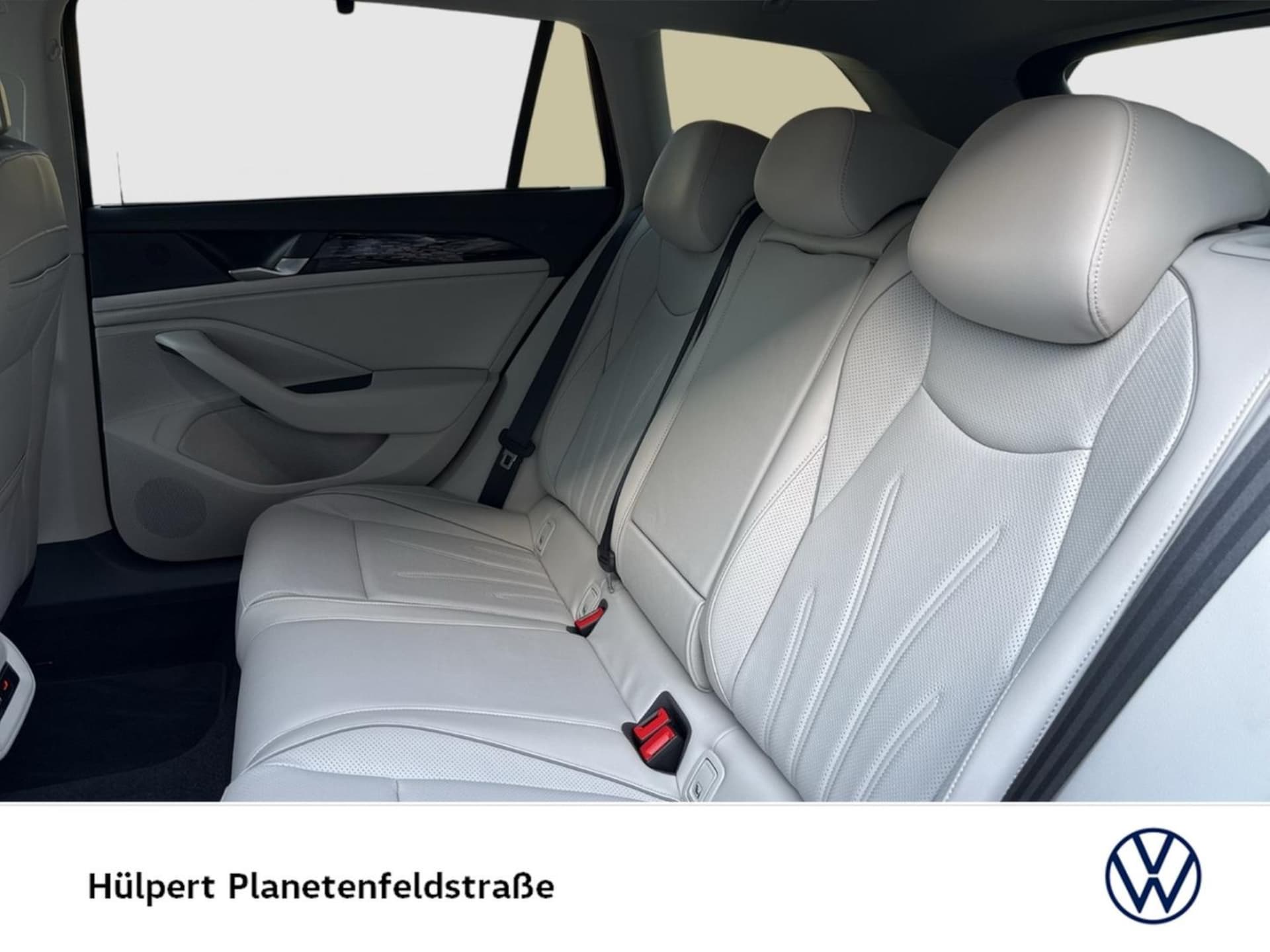 Volkswagen Passat Elegance