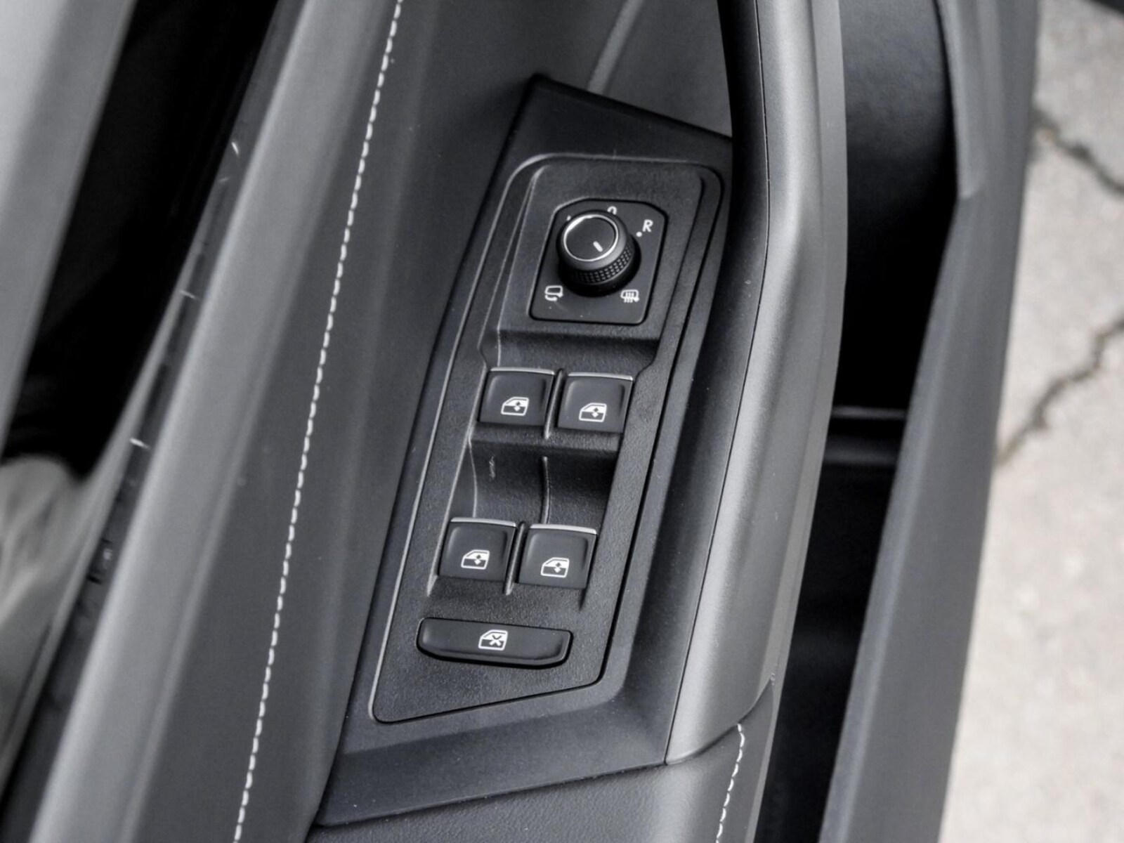 Volkswagen T-Roc – Bild 14