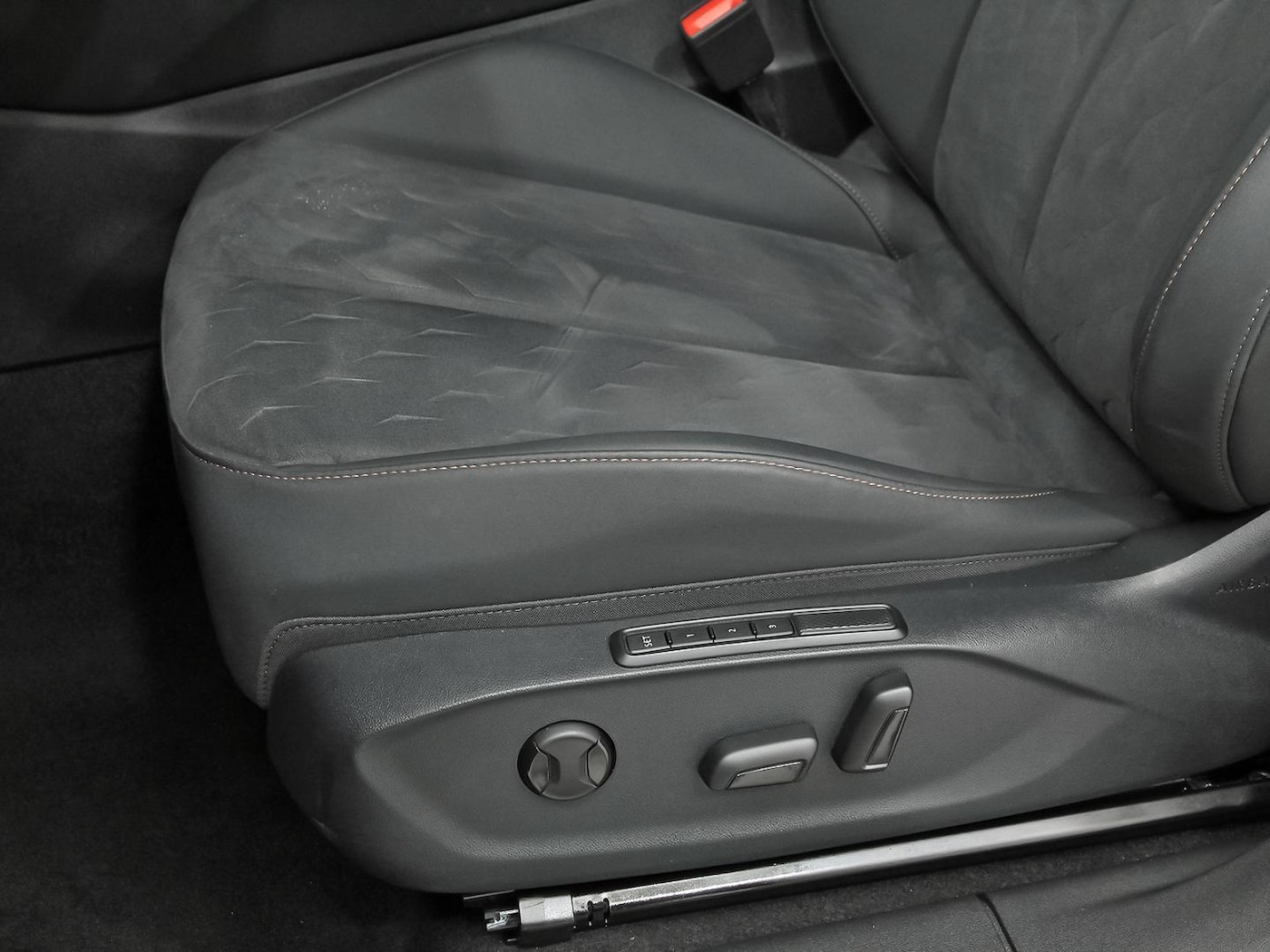 CUPRA Terramar 1.5 TSI e-Hybrid DSG 150 kW (204 CV) — photo 13