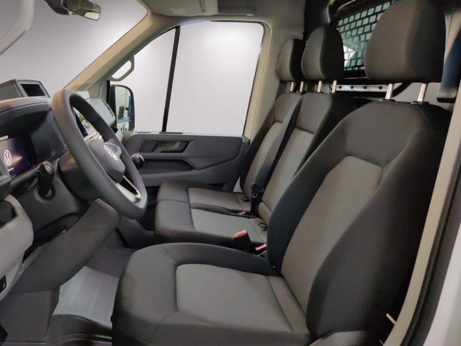 Volkswagen Crafter Kasten mittlerer Radstand – Bild 6