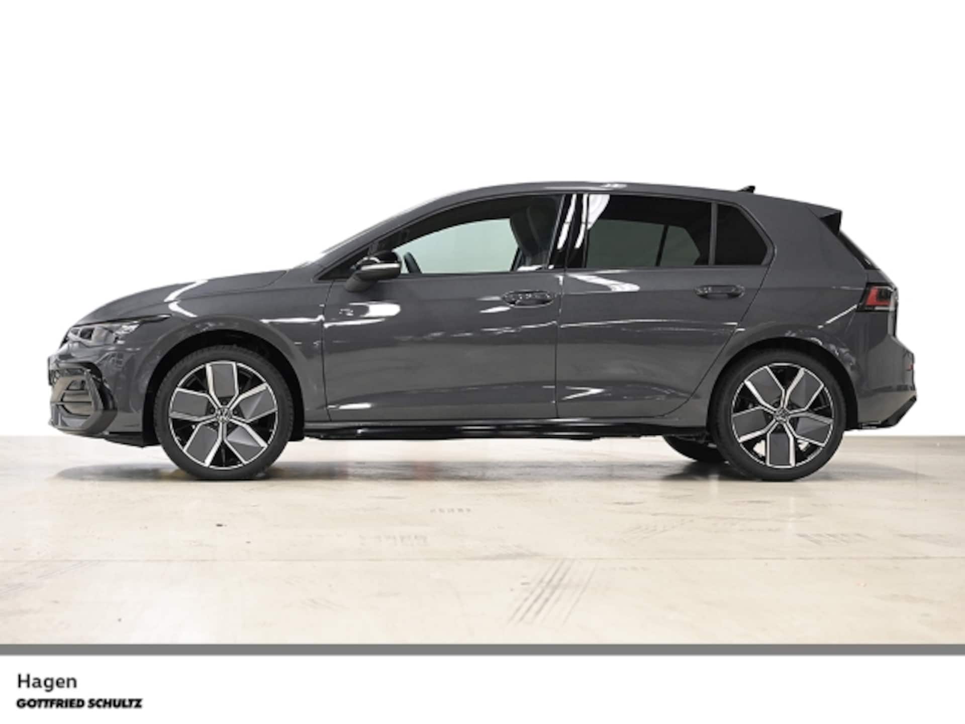 Volkswagen Golf R-Line