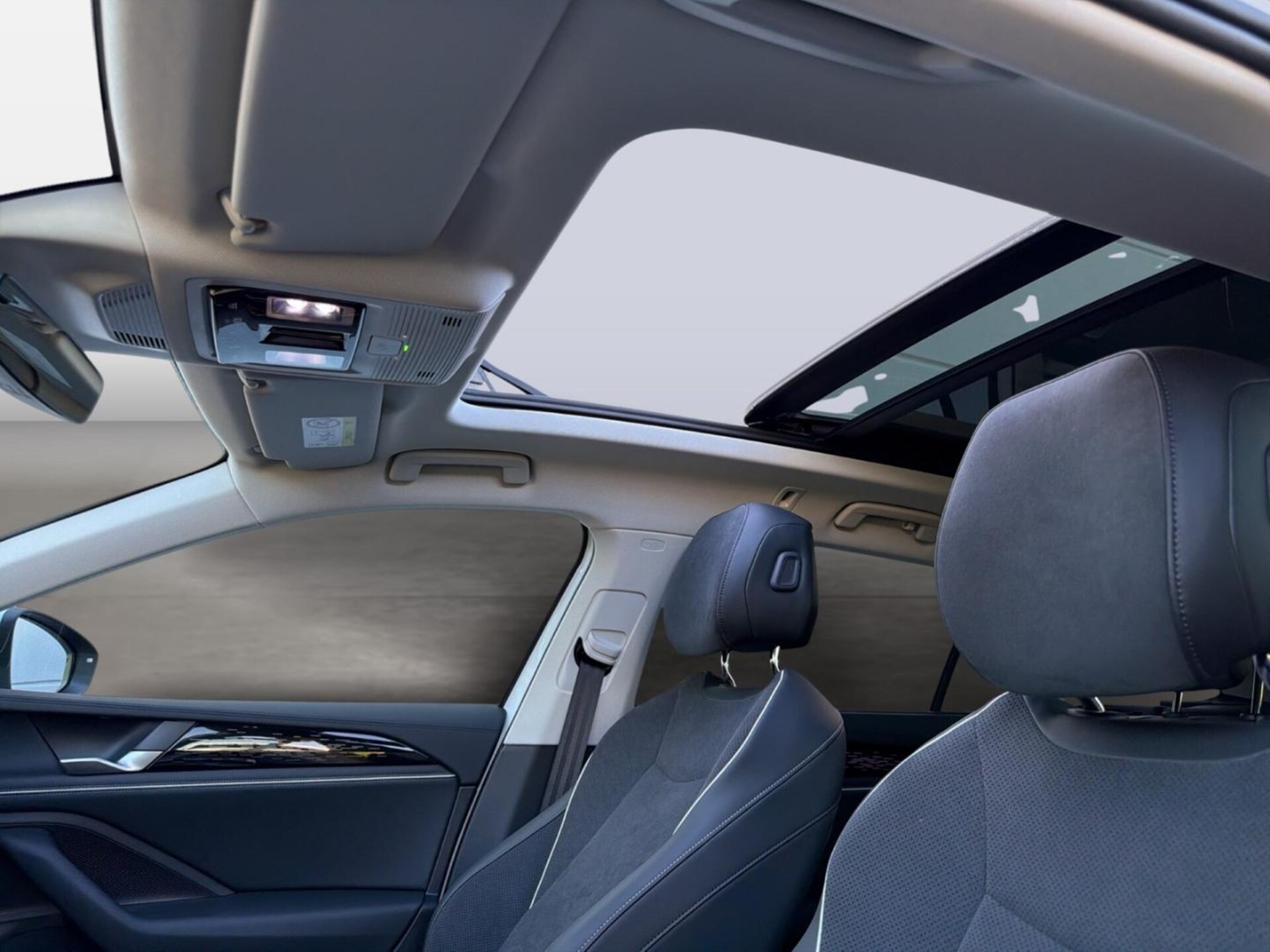 Volkswagen Passat Elegance