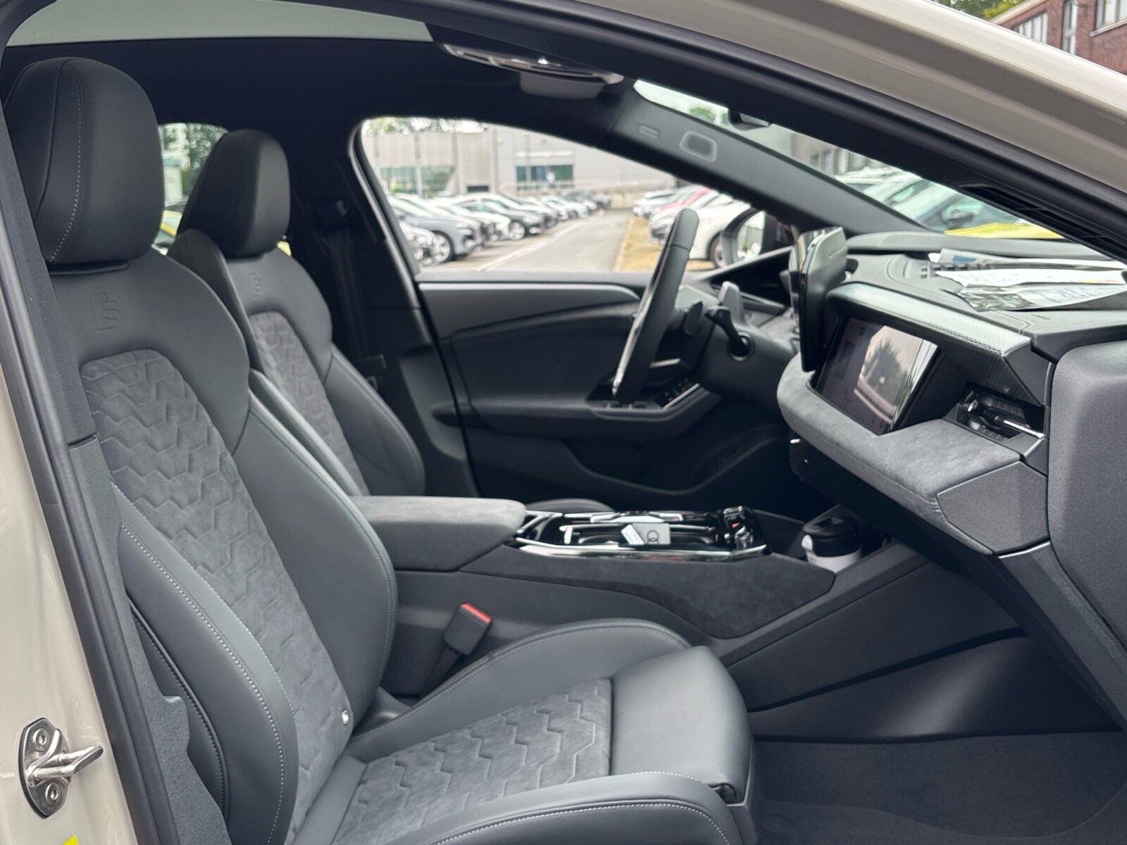 Audi A6 Avant e-tron – Bild 10