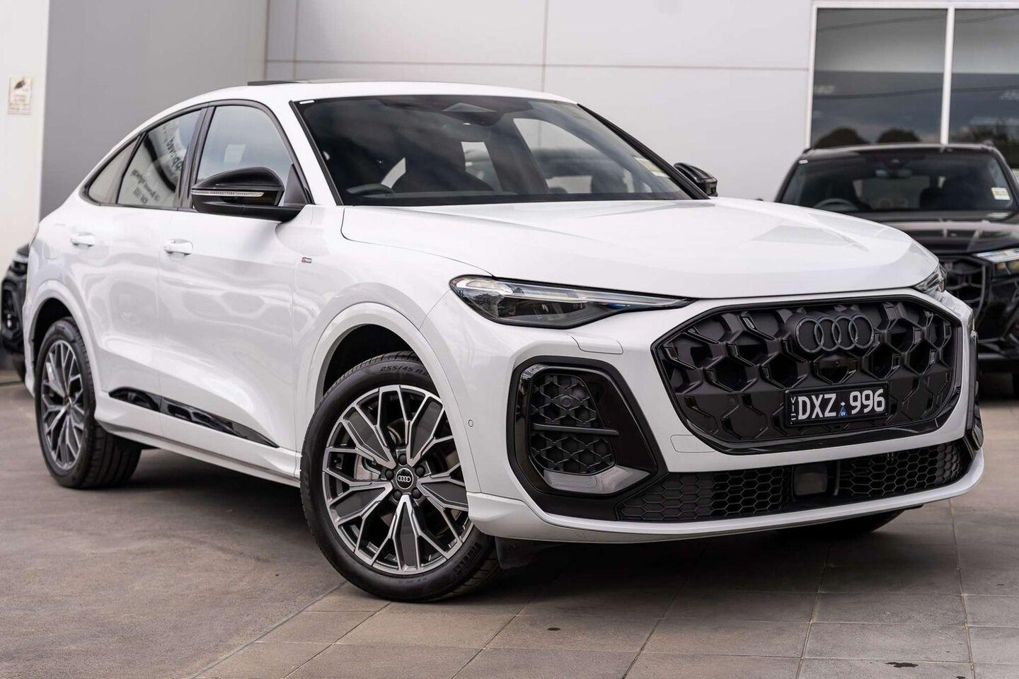 Image about Audi Q5 Sportback TDI quattro 150 kW sport