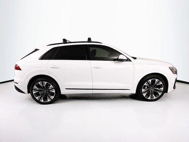 2026 Audi Q8