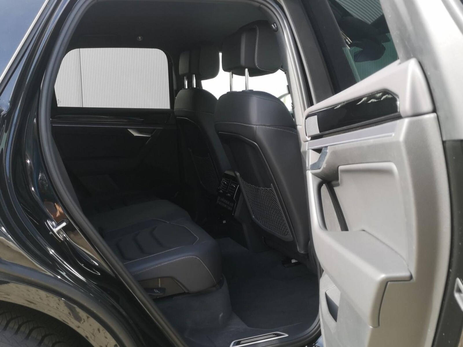 Volkswagen Touareg – Bild 22