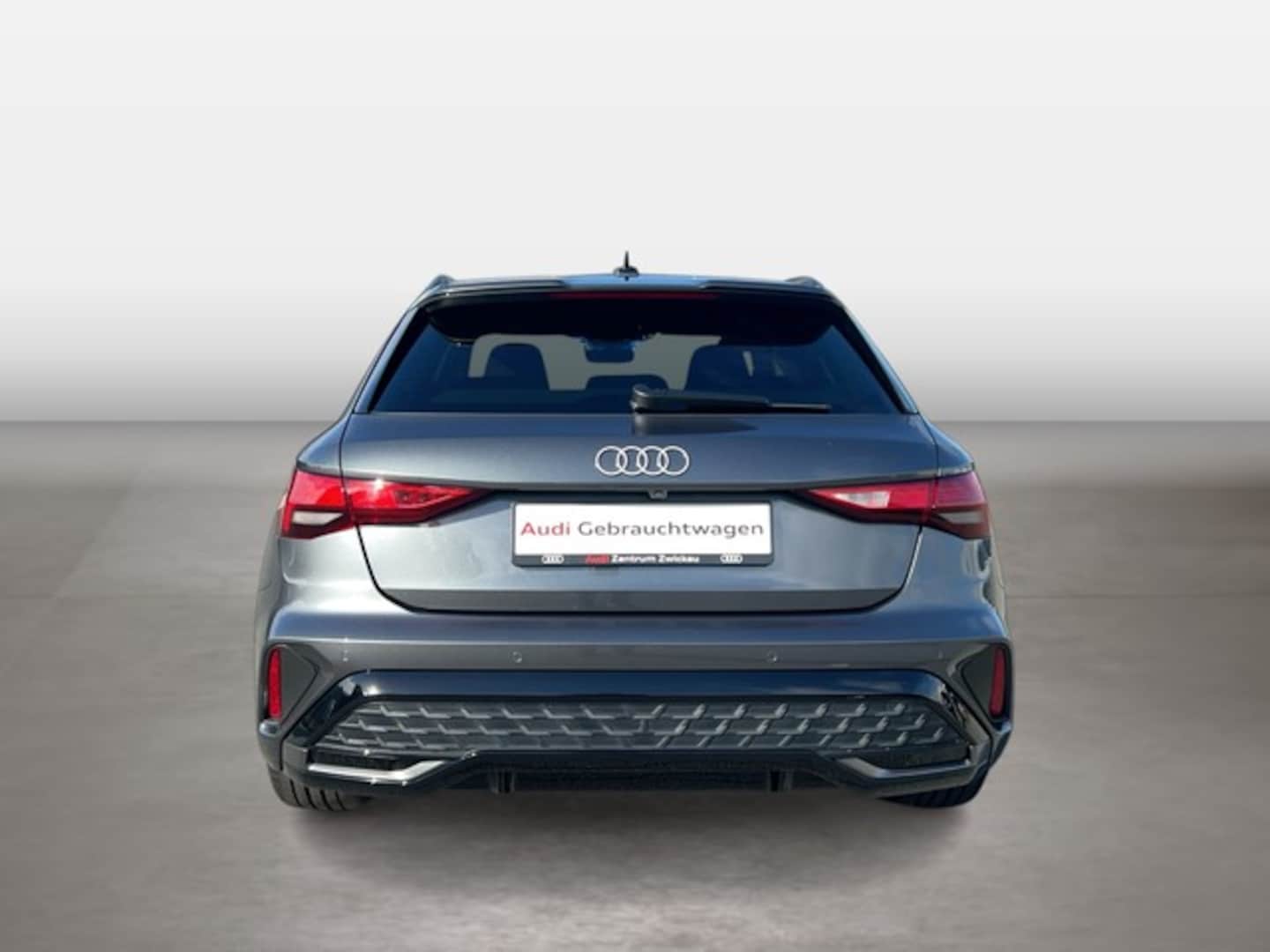 Bild über Audi A3 Sportback S line 35 TFSI S tronic - für weitere Informationen kontaktieren Sie den Audi Partner