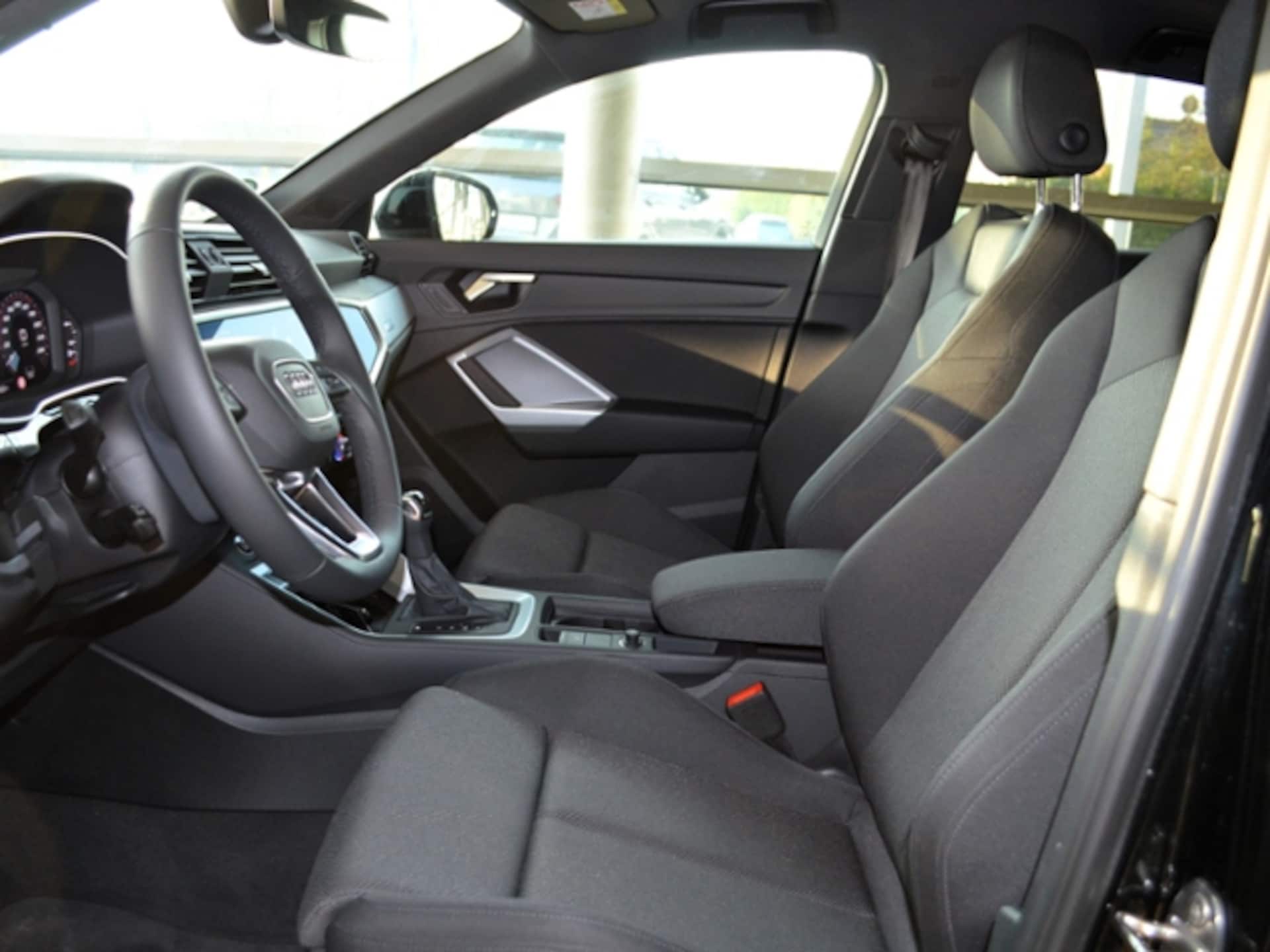 Audi Q3 Sportback S line