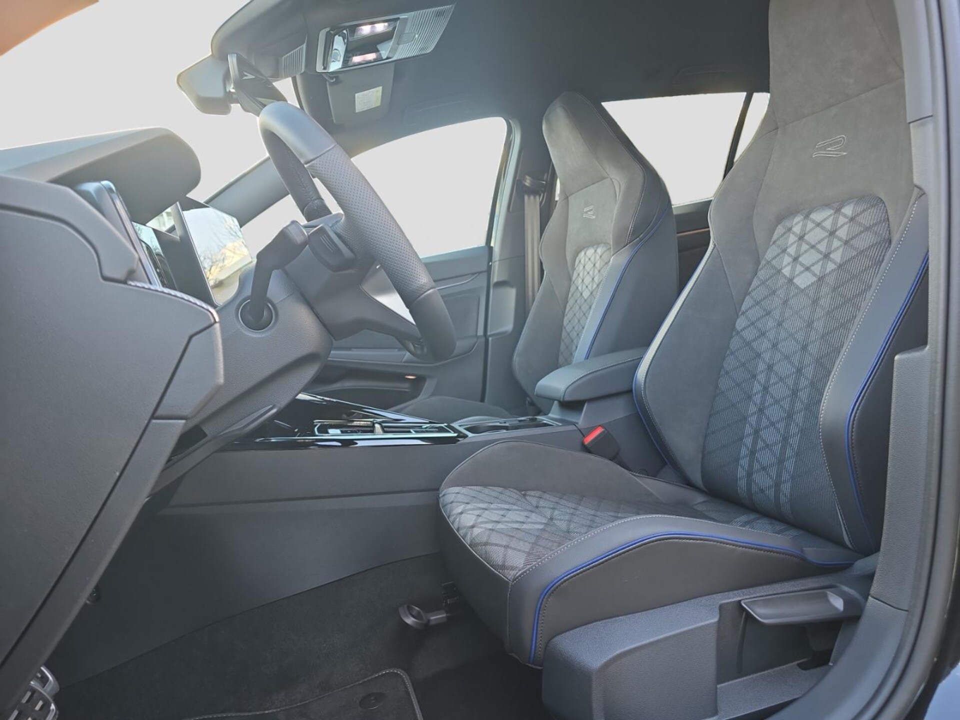 Volkswagen Golf Variant R-Line