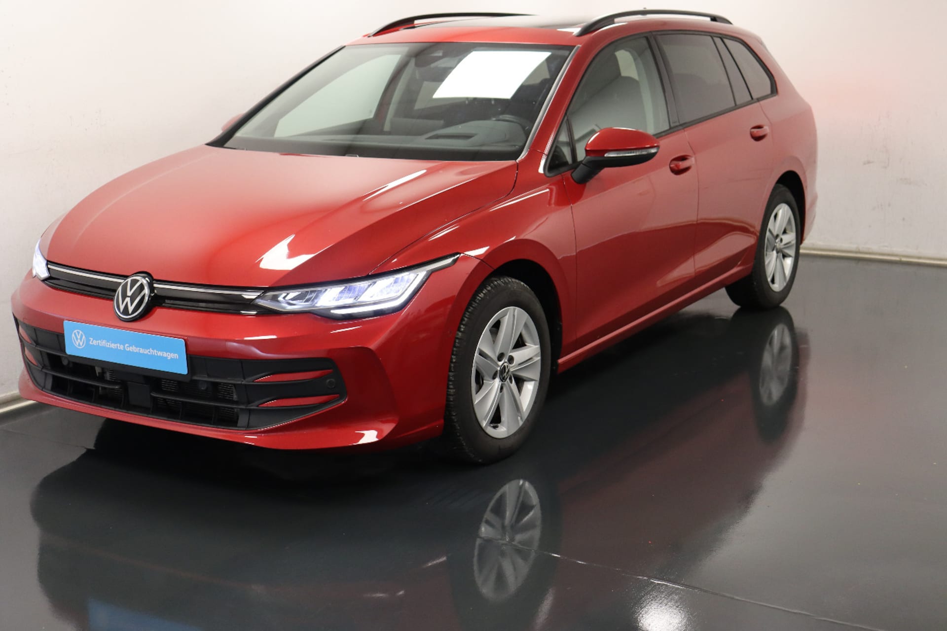 Volkswagen Golf Variant Life