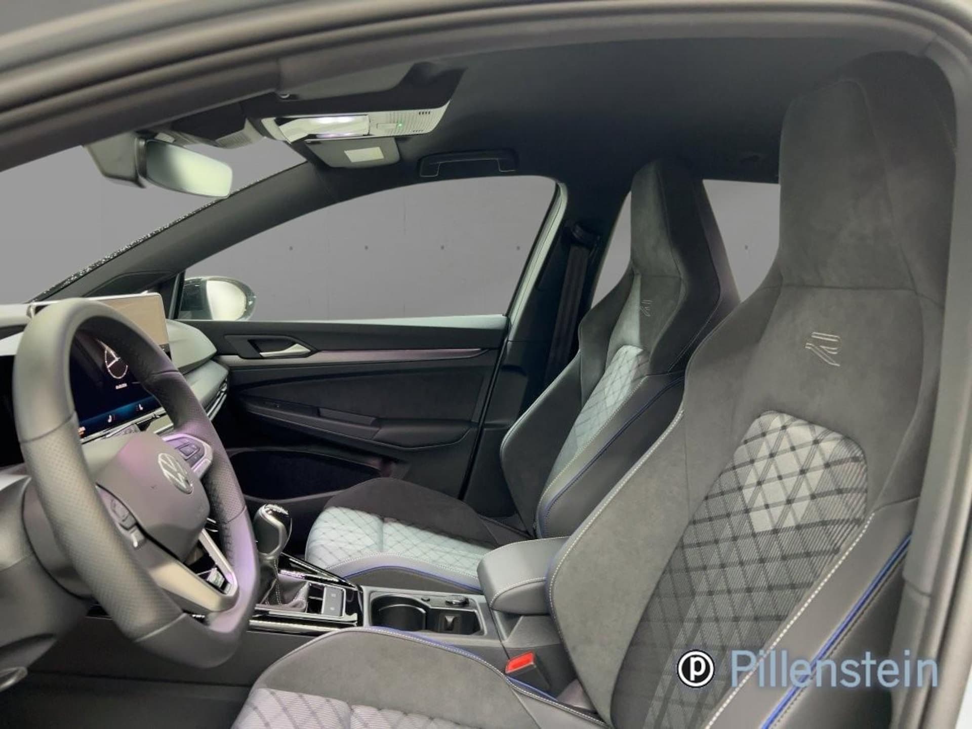 Volkswagen Golf Variant R-Line