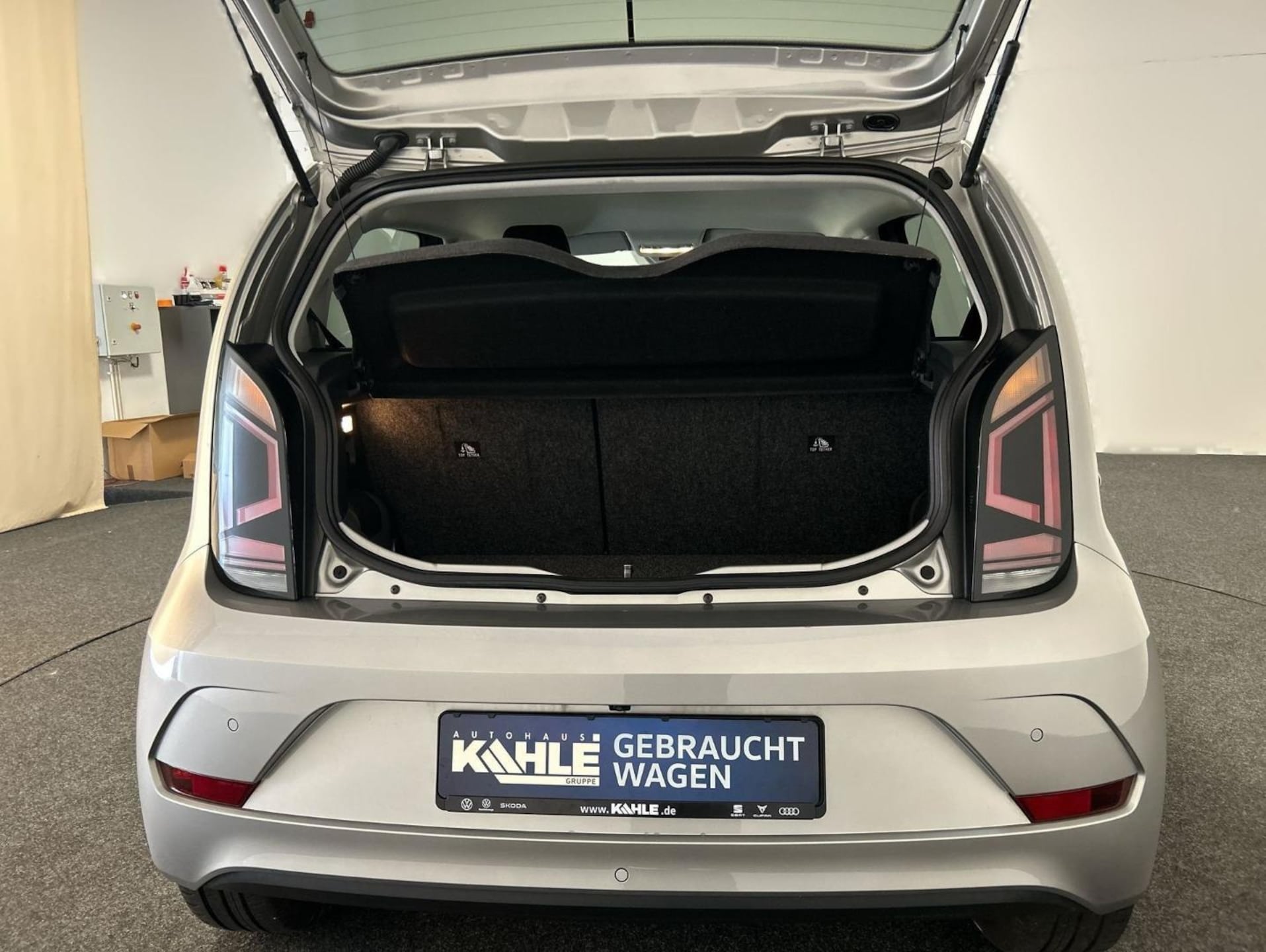 Volkswagen e-up! Style "Plus"