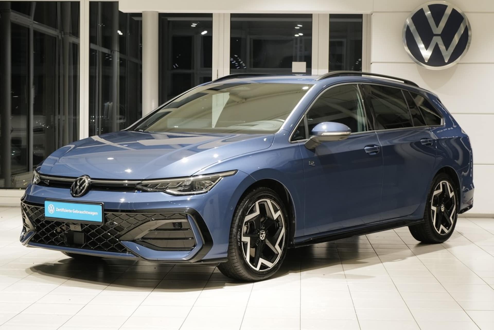 Volkswagen Golf Variant R-Line