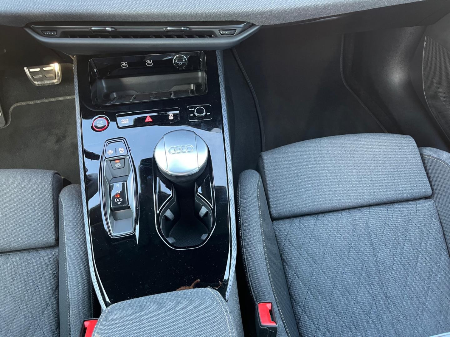 Bild über Audi A5 Avant TDI quattro 150 kW S tronic - für weitere Informationen kontaktieren Sie den Audi Partner