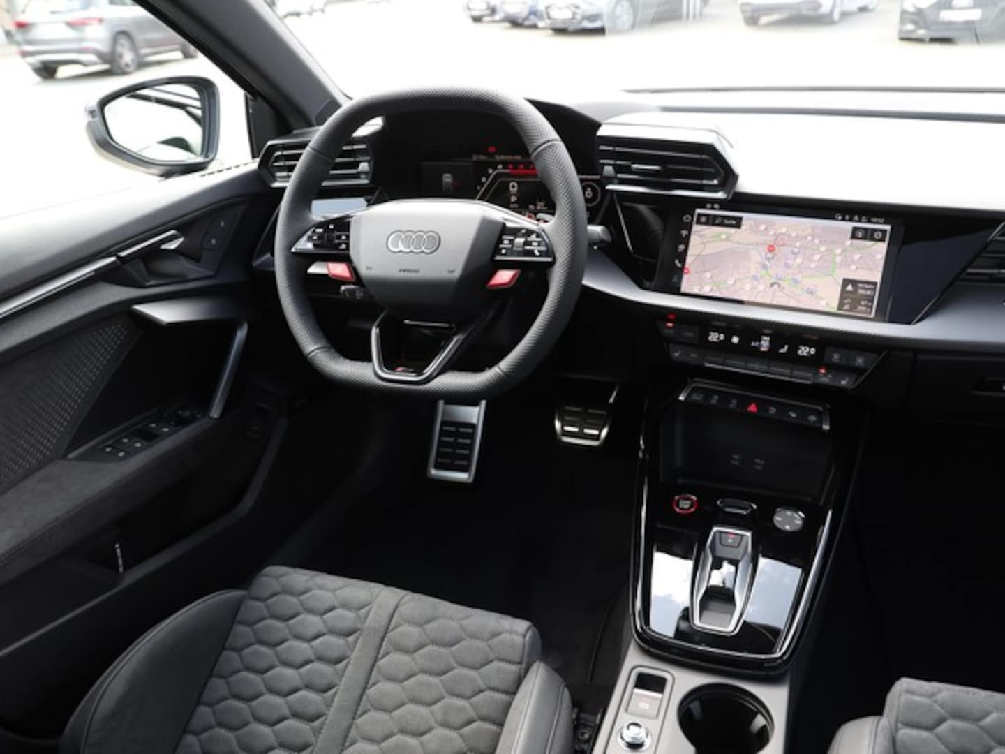 Bild über Audi RS 3 Sportback TFSI quattro 294 kW S tronic - für weitere Informationen kontaktieren Sie den Audi Partner