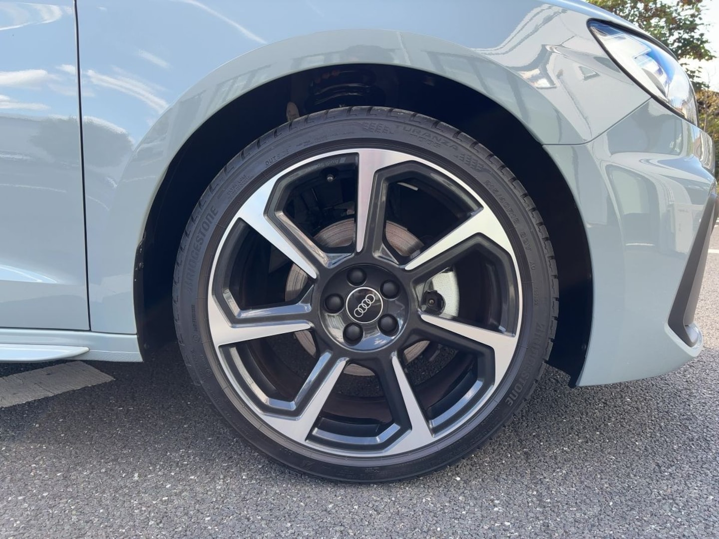 Bild über Audi A1 Sportback S line 30 TFSI Schaltgetriebe - für weitere Informationen kontaktieren Sie den Audi Partner