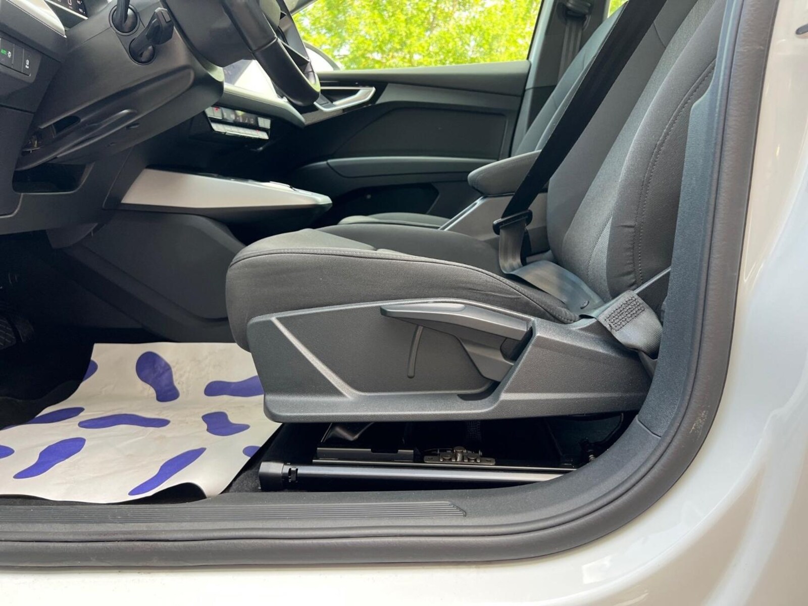 Audi Q4 e-tron – Bild 8