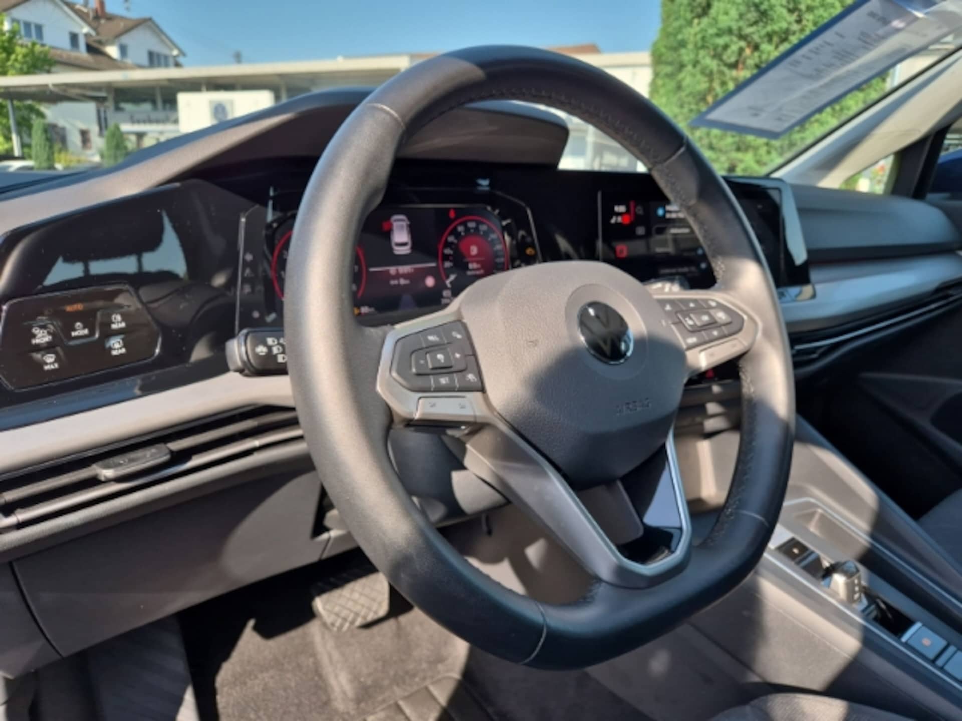 Volkswagen Golf Variant Life