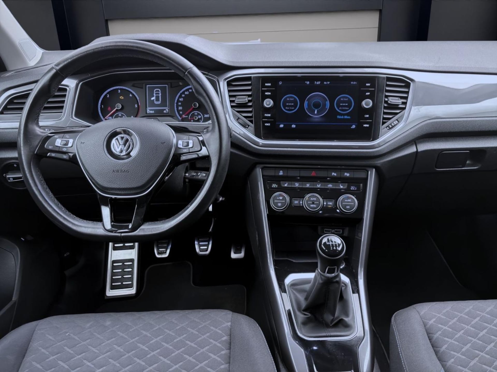 Volkswagen T-Roc IQ.DRIVE