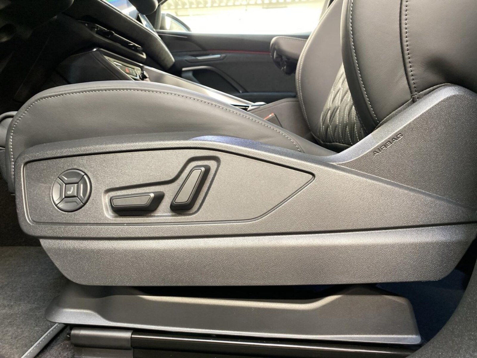 Audi Q5 Sportback – Bild 10