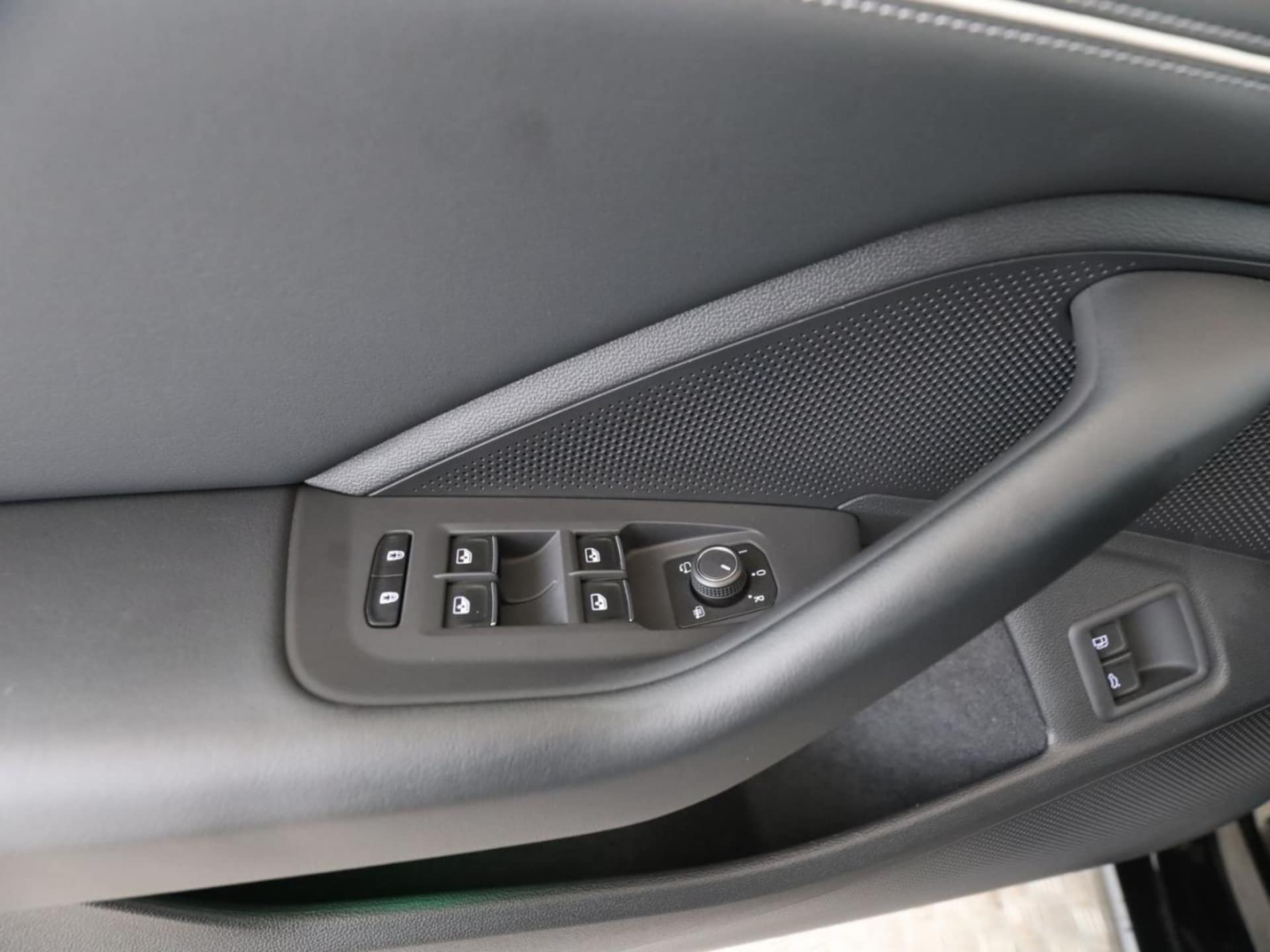 Volkswagen Passat Elegance