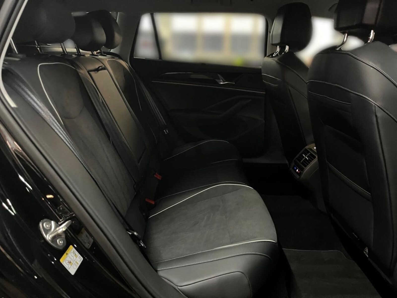Volkswagen Passat – Bild 14