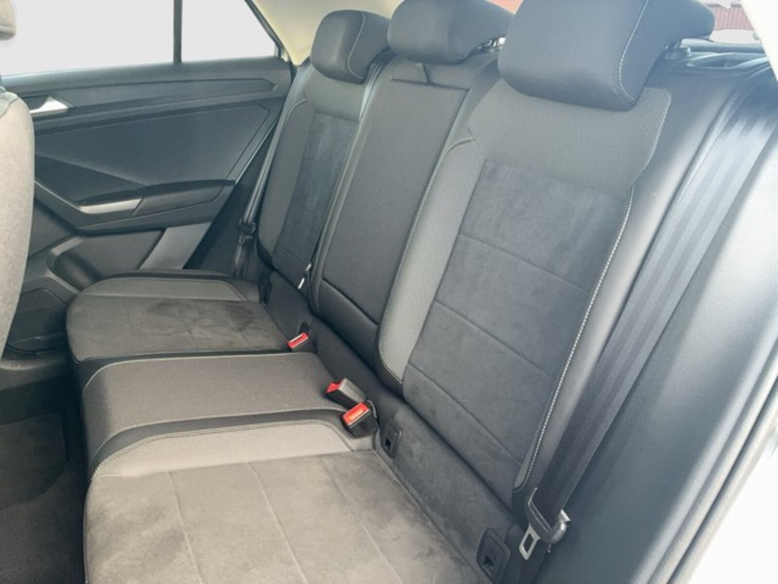 Volkswagen T-Roc – Bild 11