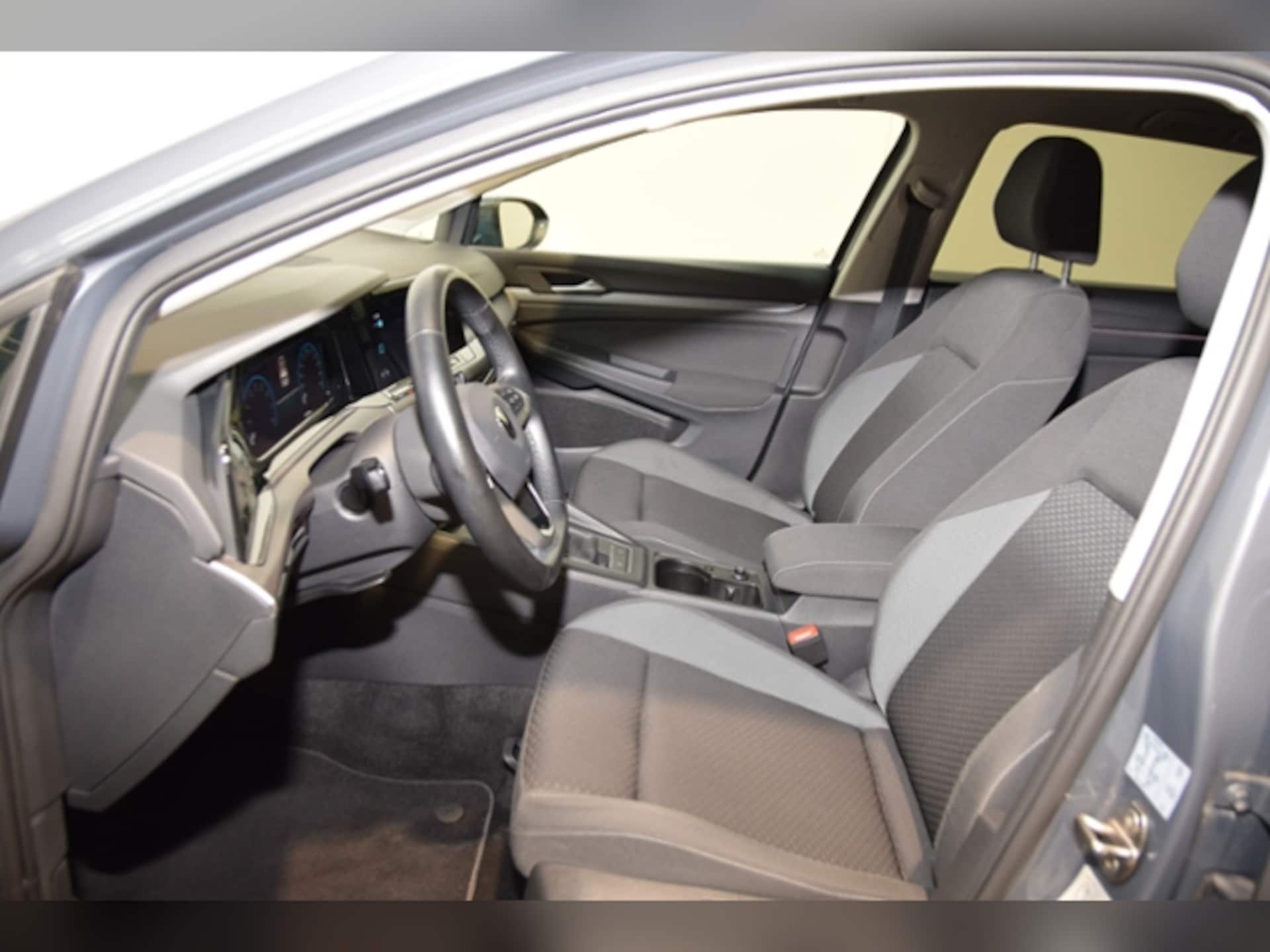 Volkswagen Golf Active