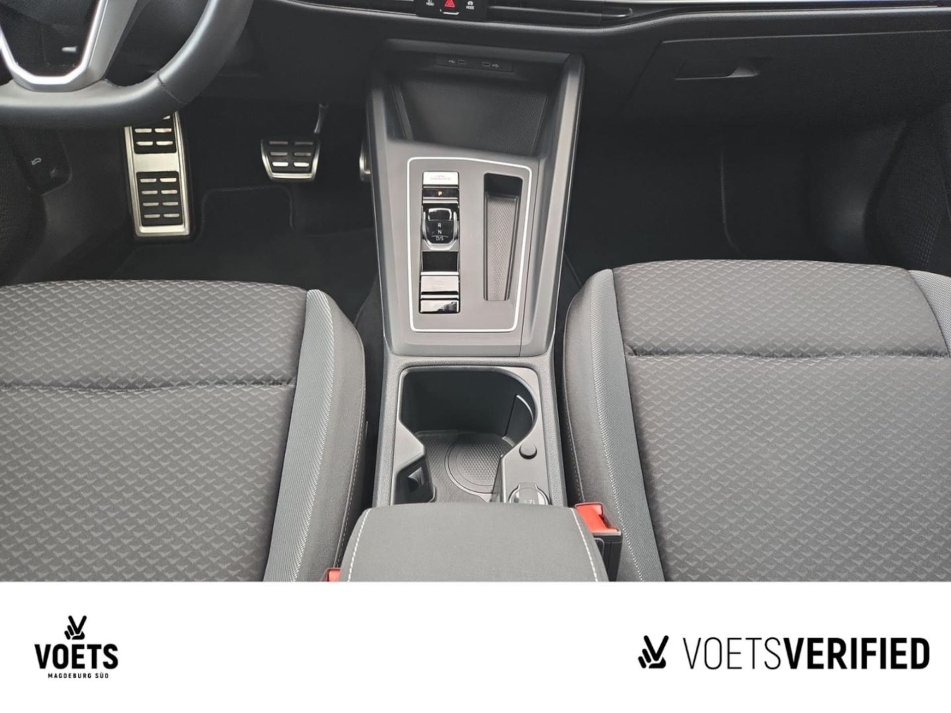 Volkswagen Golf Active