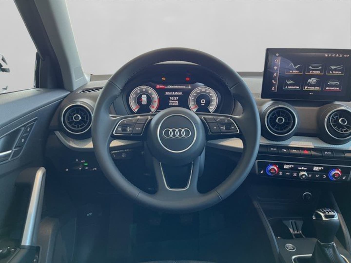 Bild über Audi Q2 advanced 30 TFSI Schaltgetriebe - für weitere Informationen kontaktieren Sie den Audi Partner
