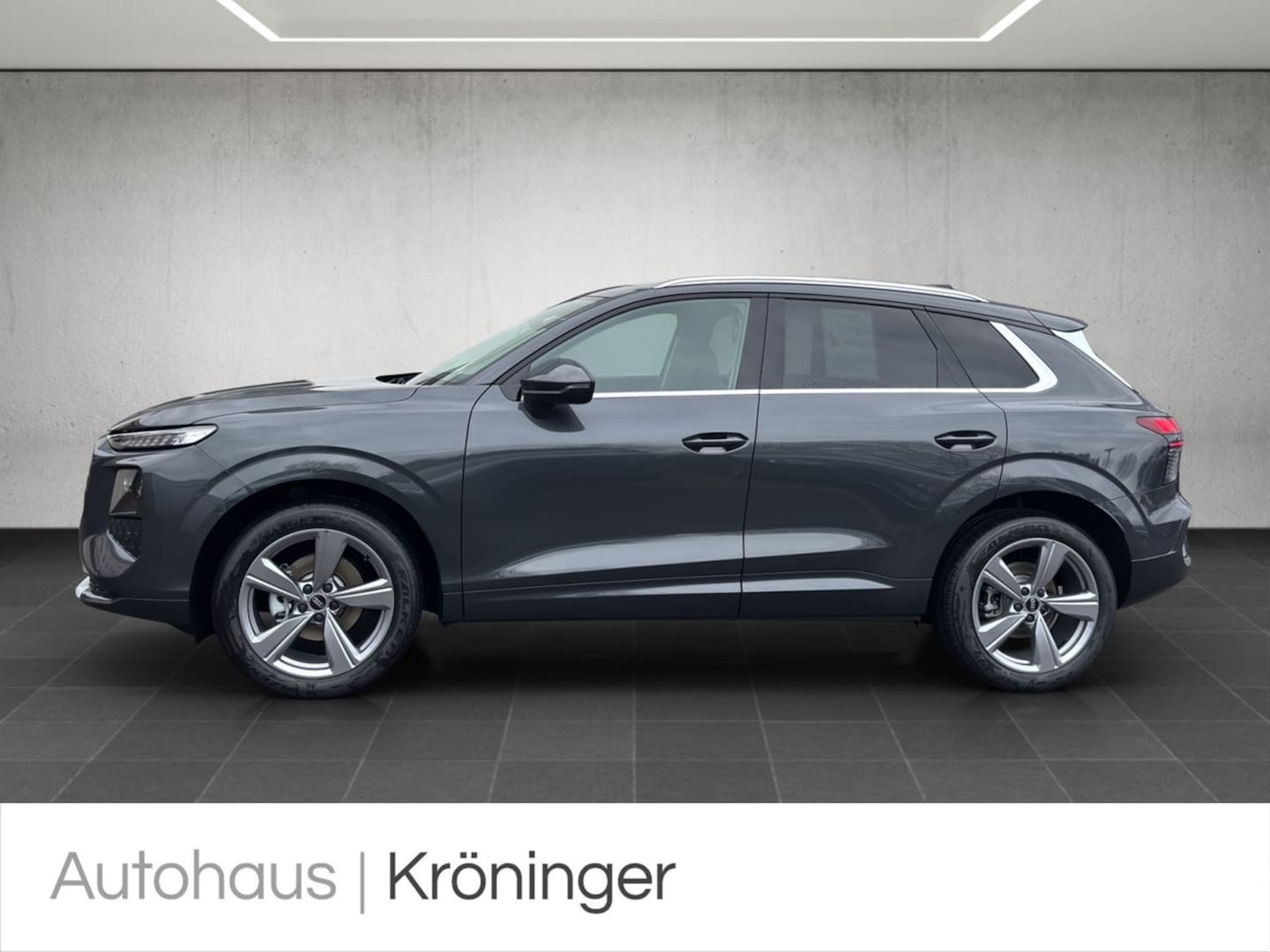 Bild über Audi Q3 SUV TFSI 110 kW S tronic - für weitere Informationen kontaktieren Sie den Audi Partner