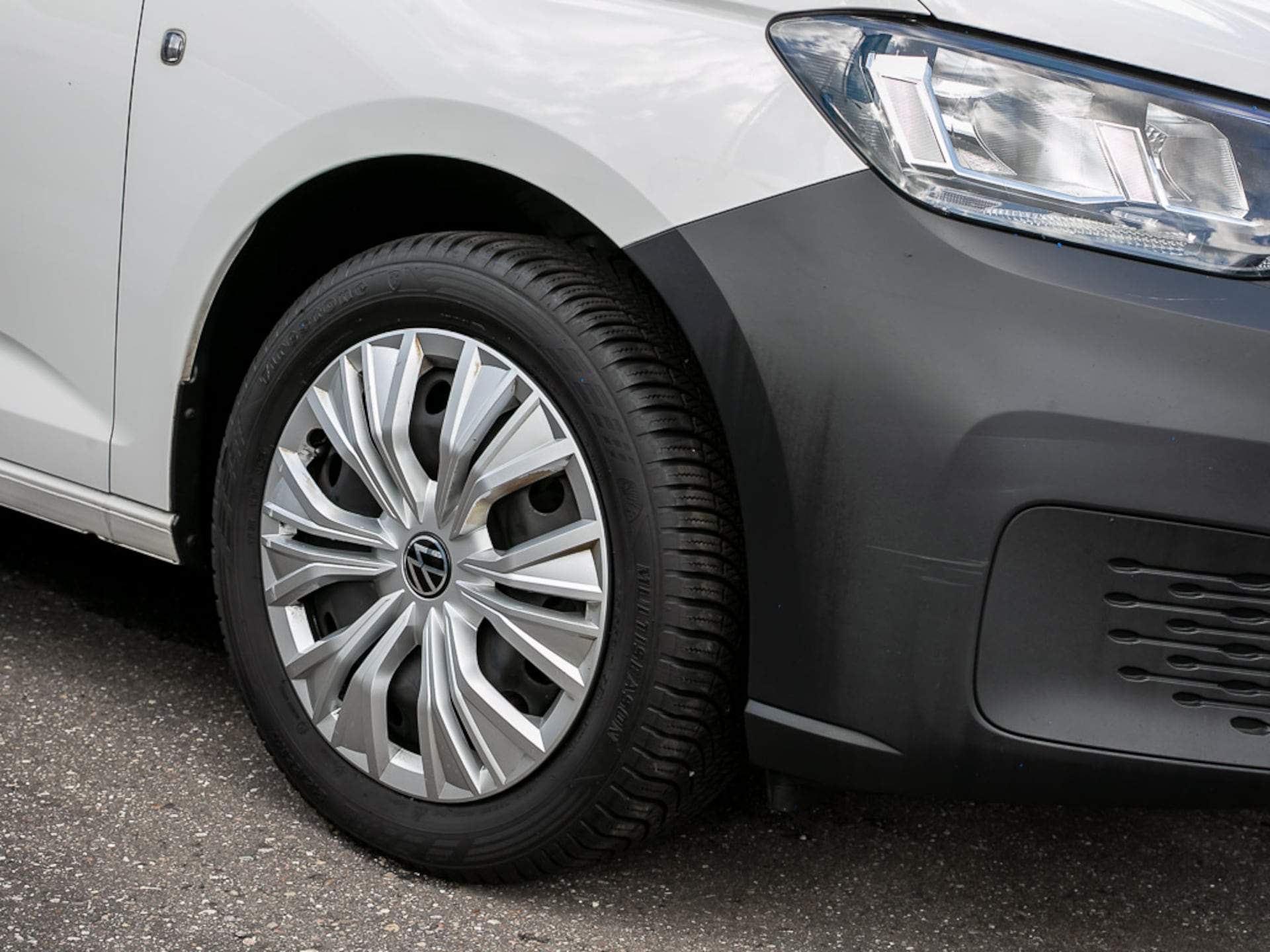 Volkswagen Caddy Maxi Basis-Modell