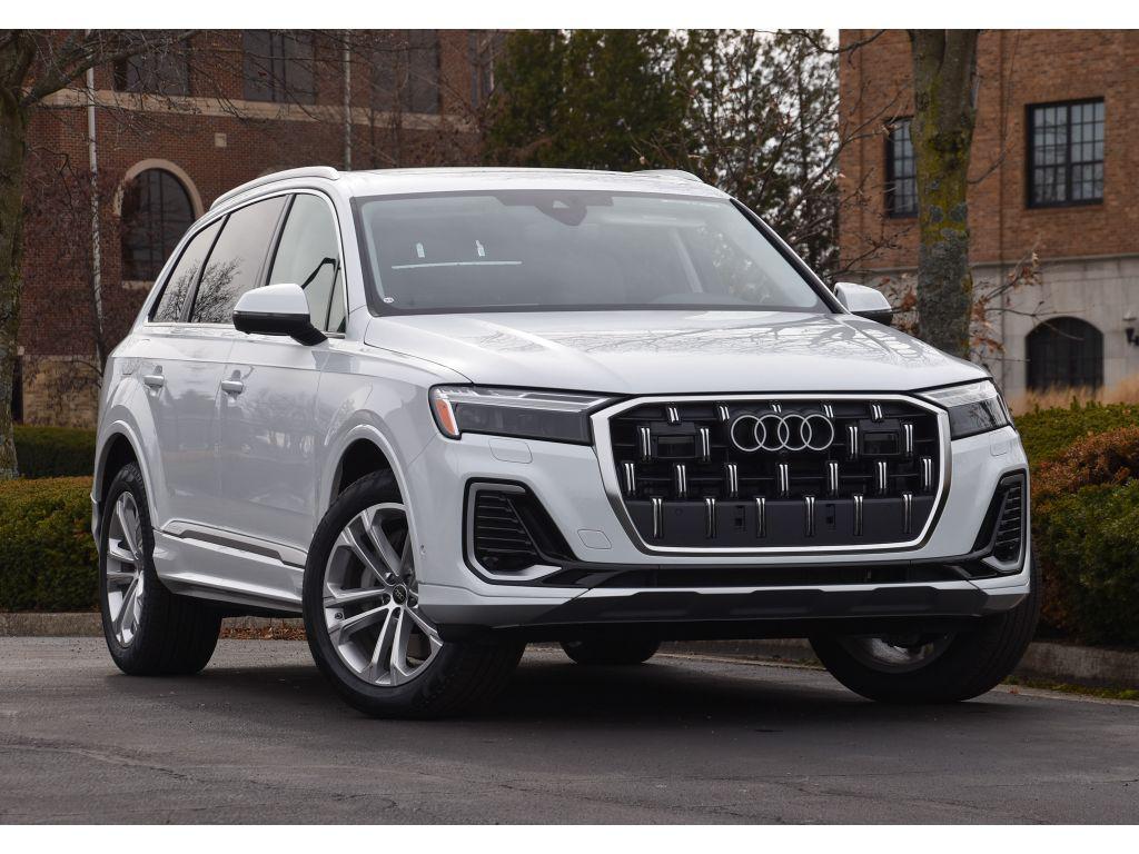 2026 Audi Q7 45 Premium Plus quattro Tiptronic's photo