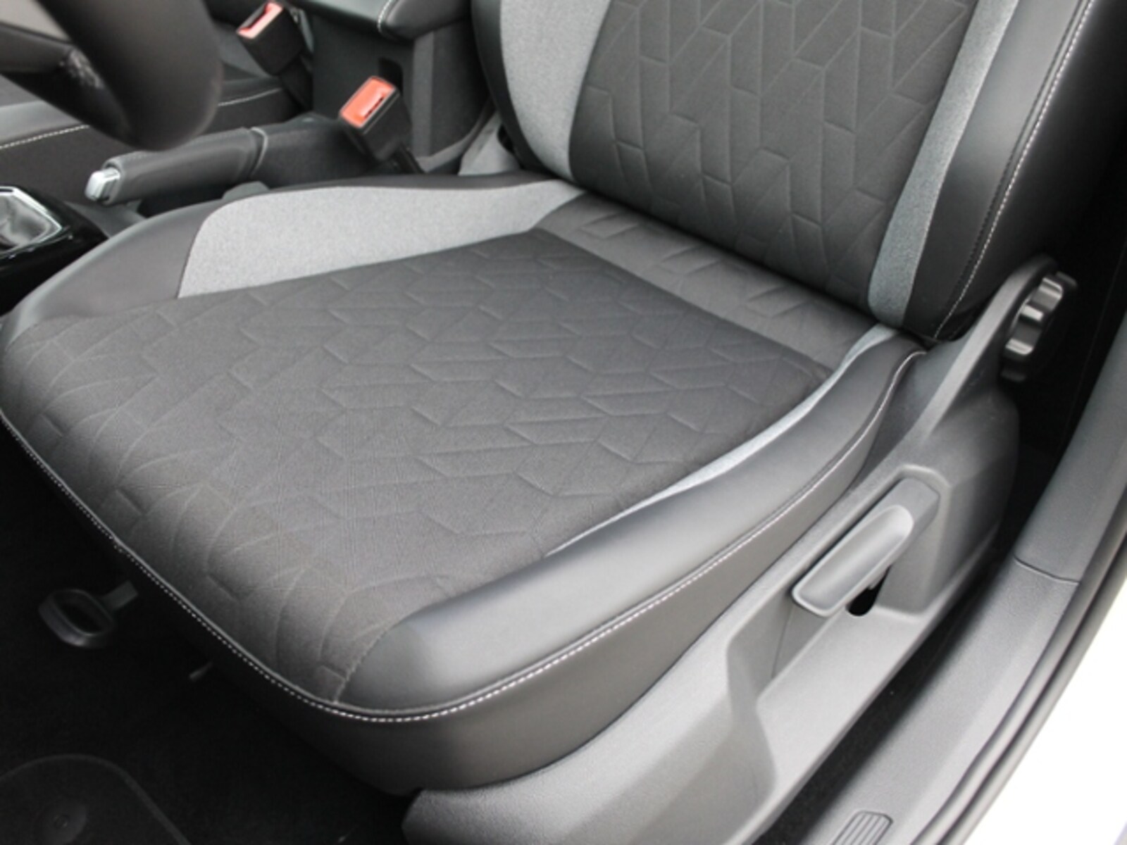 Volkswagen T-Cross – Bild 9